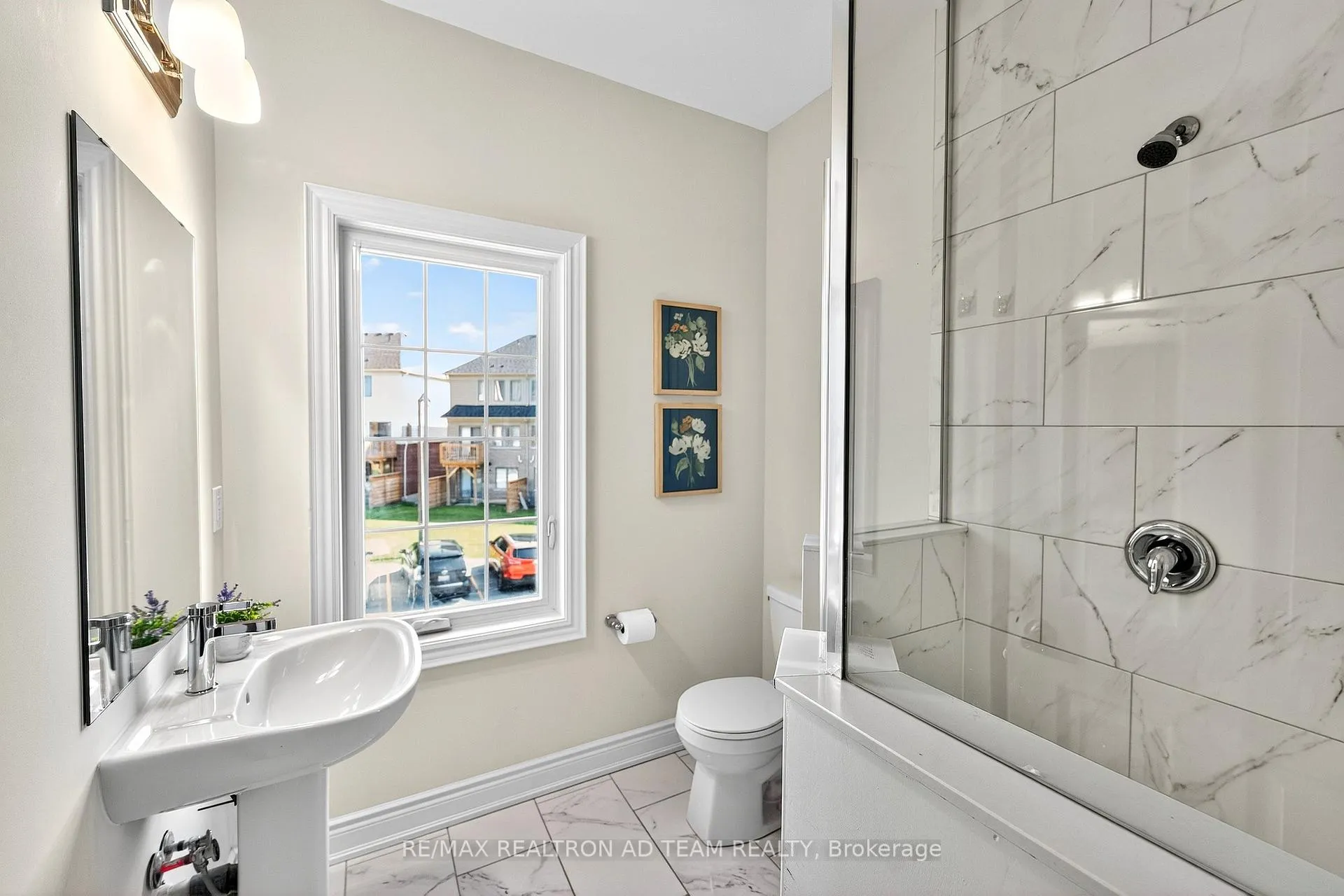 Photo 12 of 2681 Magdalen Path, Oshawa, Windfields — HOMEH