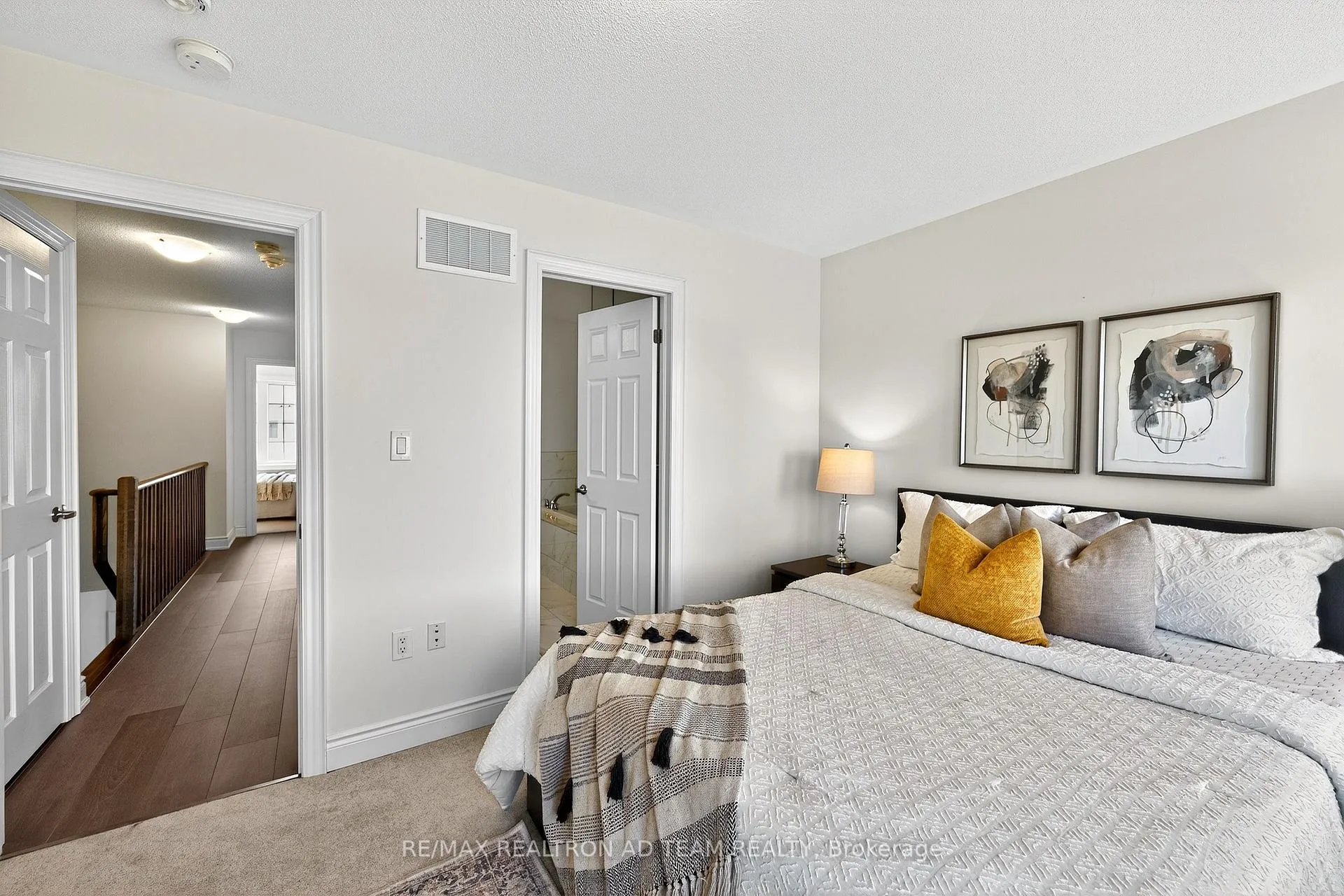 Photo 15 of 2681 Magdalen Path, Oshawa, Windfields — HOMEH