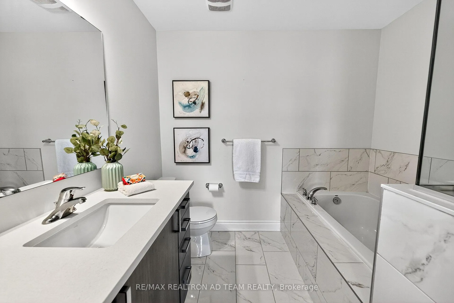 Photo 16 of 2681 Magdalen Path, Oshawa, Windfields — HOMEH