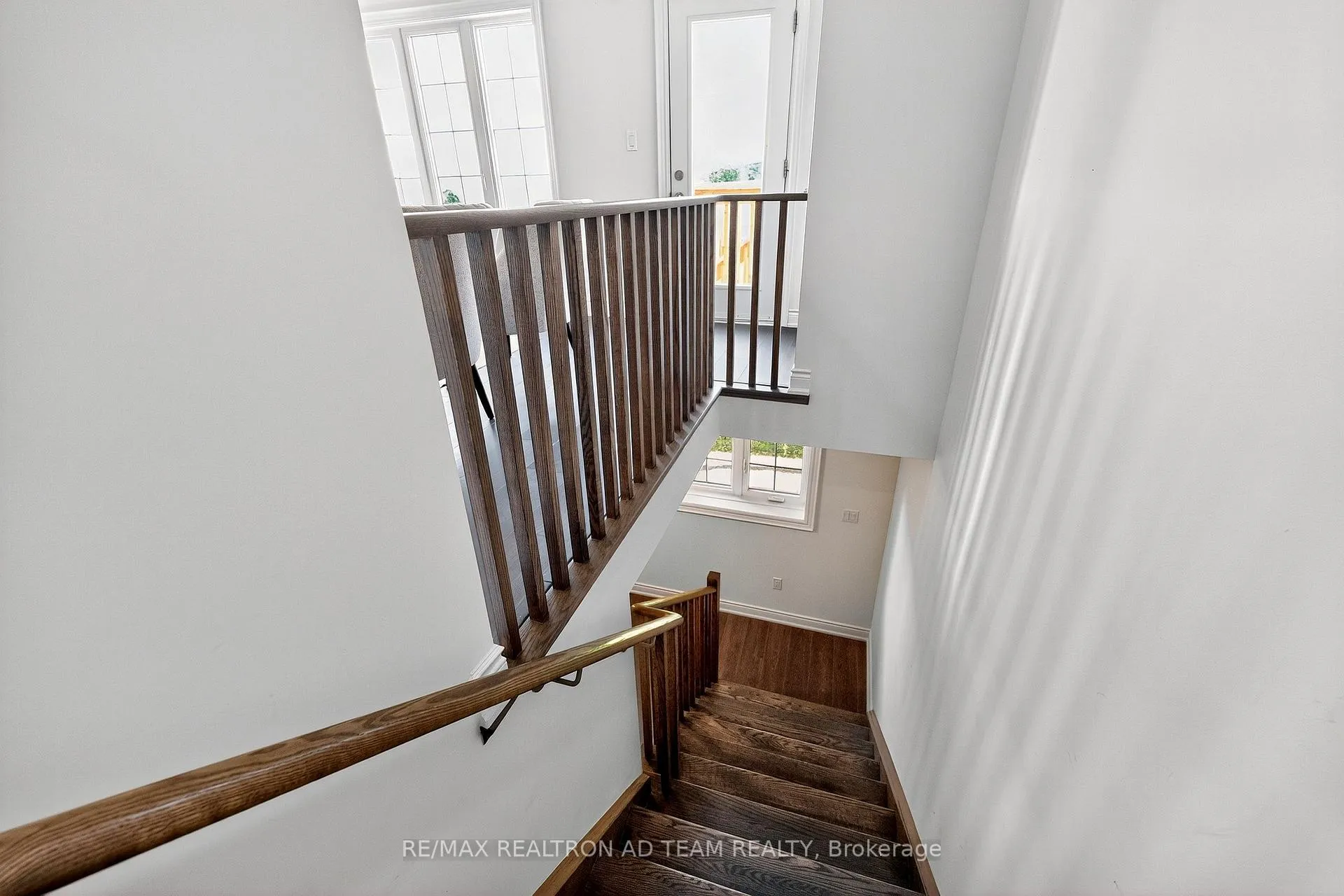 Photo 24 of 2681 Magdalen Path, Oshawa, Windfields — HOMEH