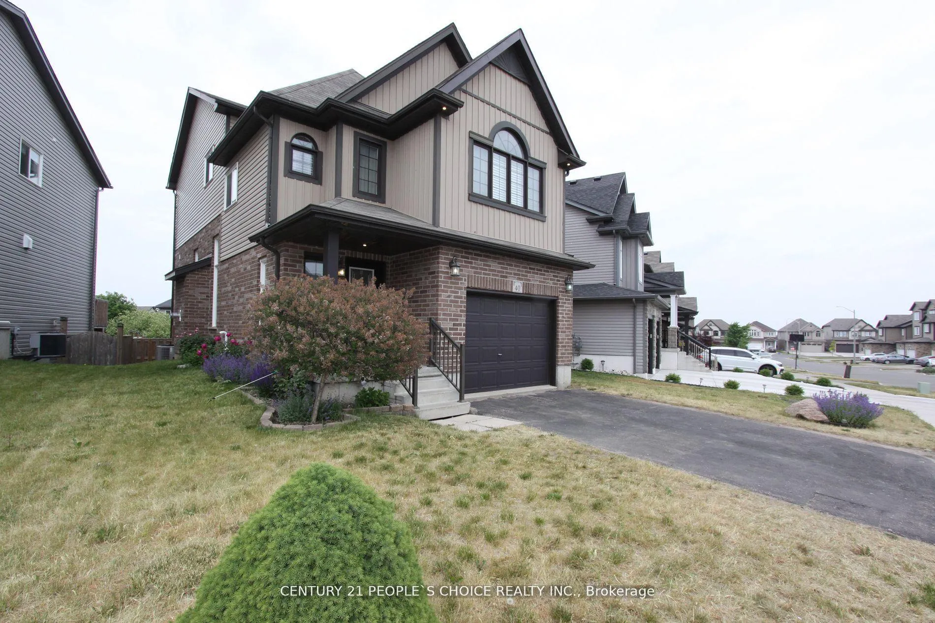 Photo 2 of Unit Upper, 40 Sorrento Street, Kitchener — HOMEH