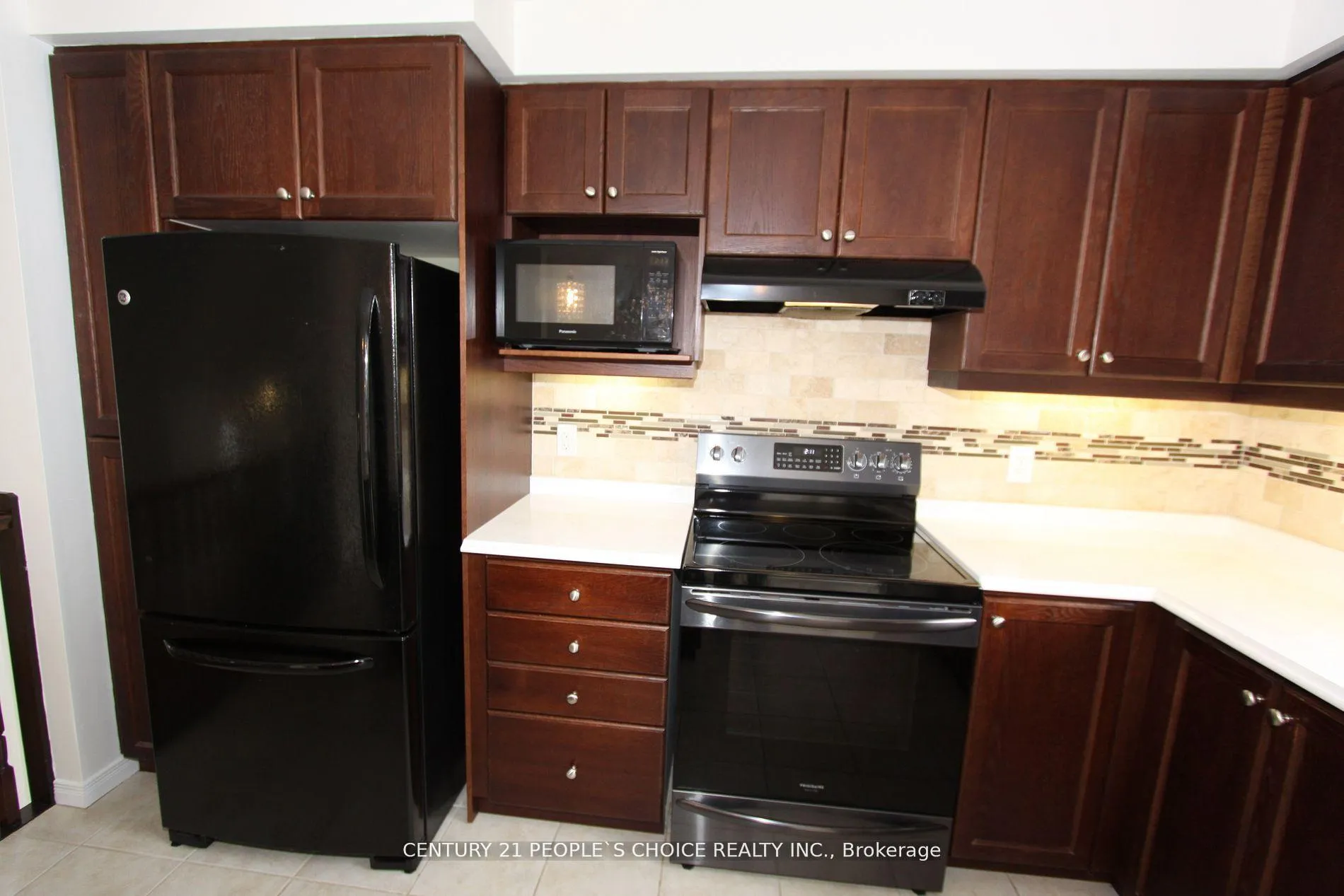 Photo 14 of Unit Upper, 40 Sorrento Street, Kitchener — HOMEH