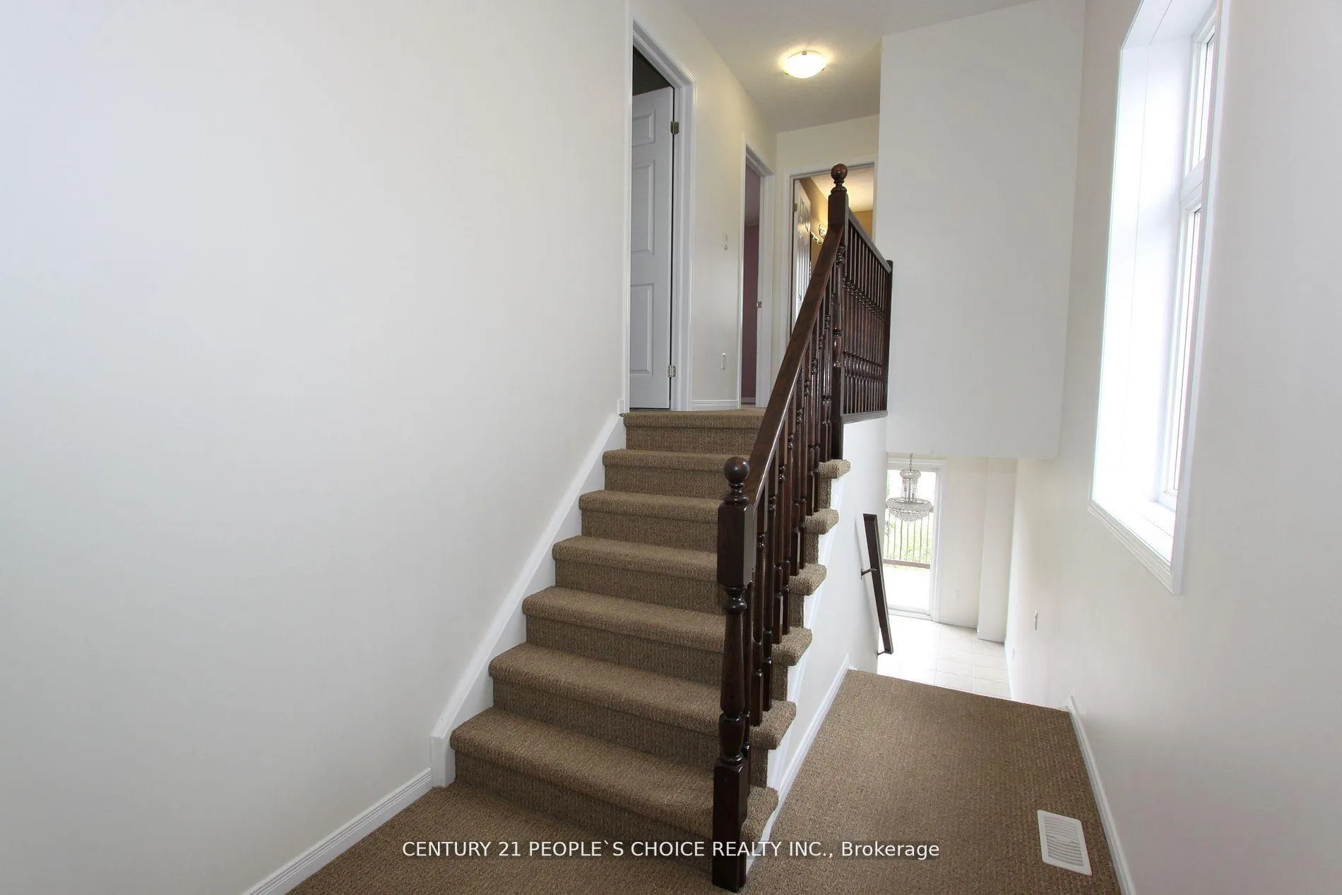 Photo 18 of Unit Upper, 40 Sorrento Street, Kitchener — HOMEH