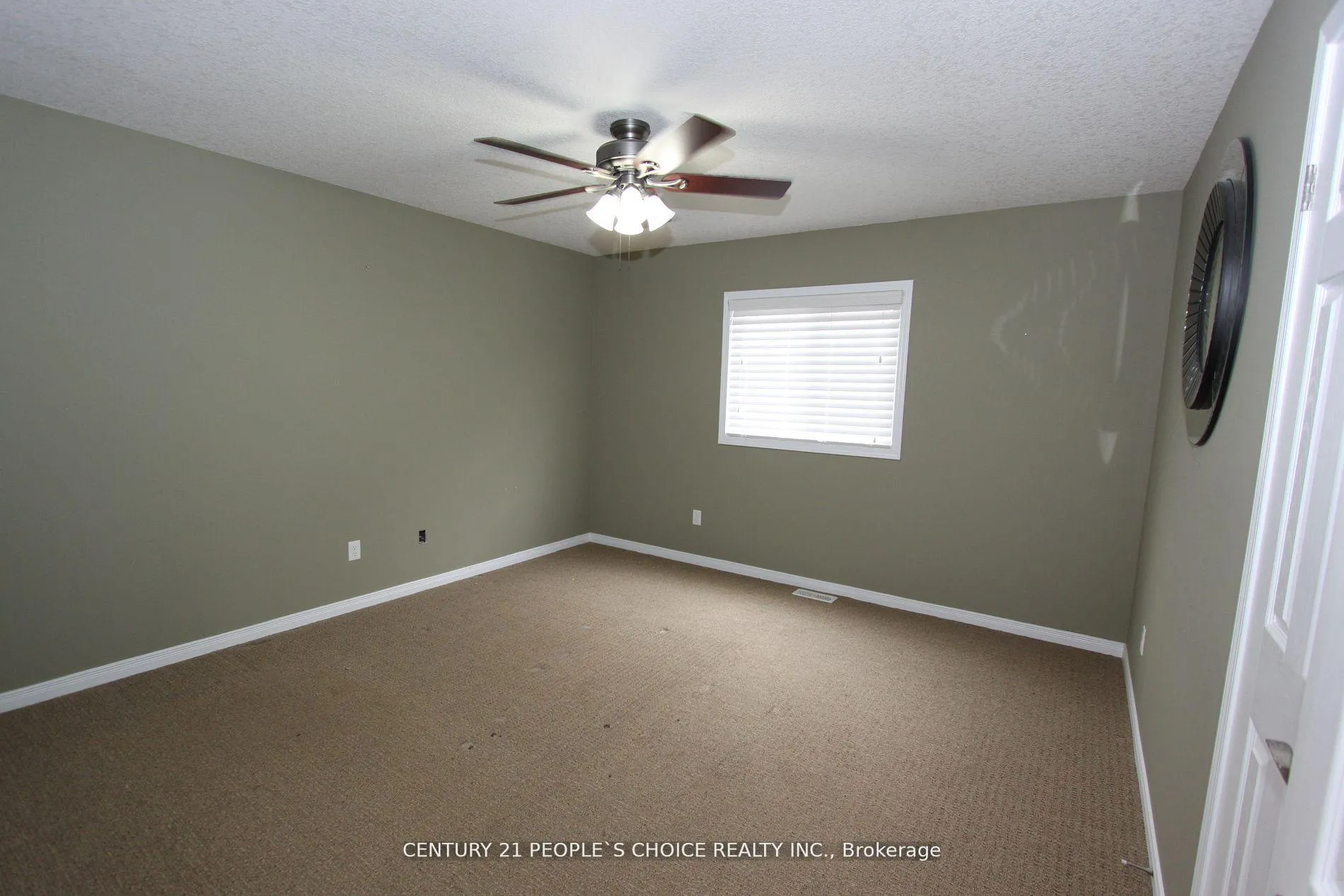 Photo 20 of Unit Upper, 40 Sorrento Street, Kitchener — HOMEH