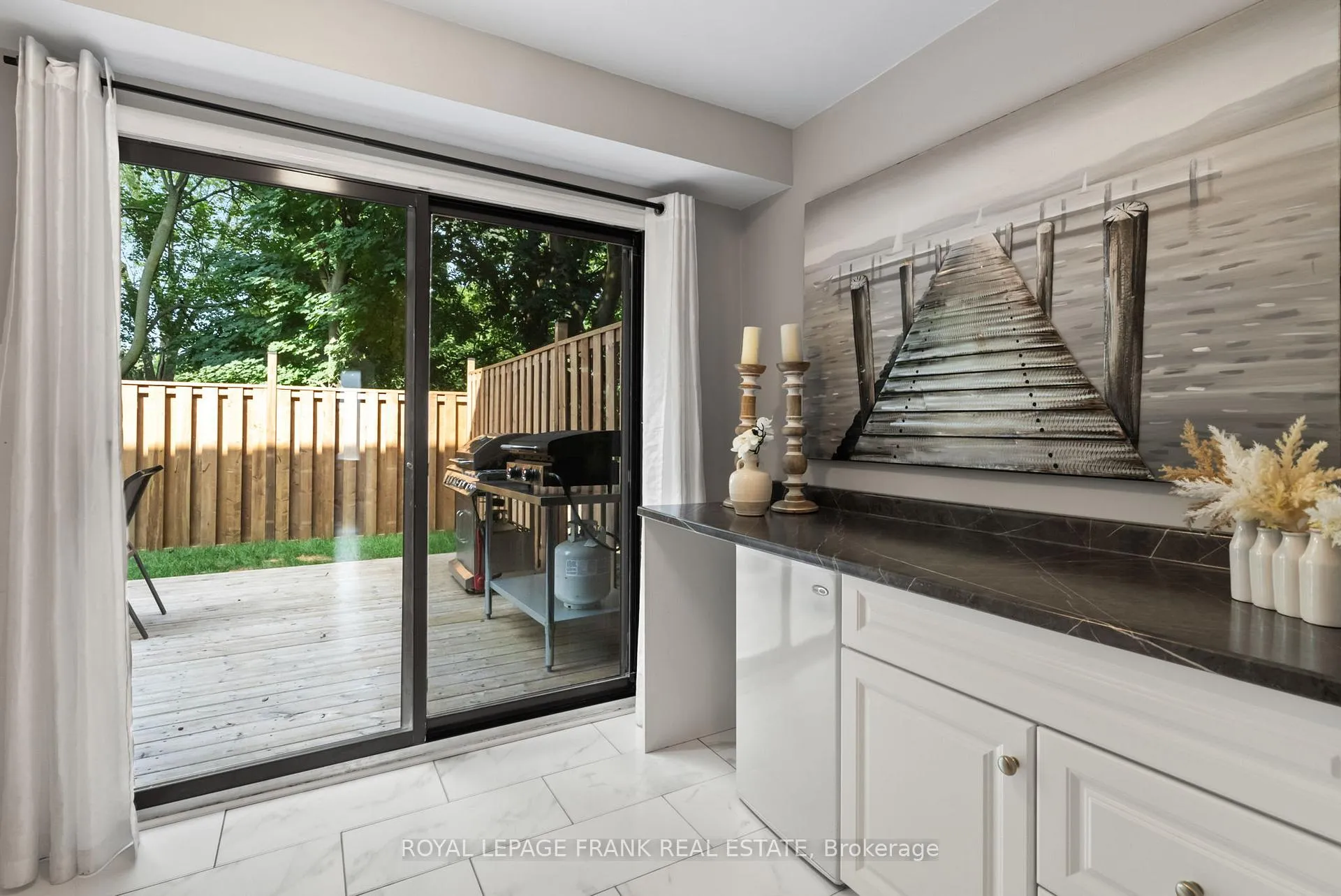 Photo 28 of 9 The Bridle Path, Clarington, Bowmanville — HOMEH