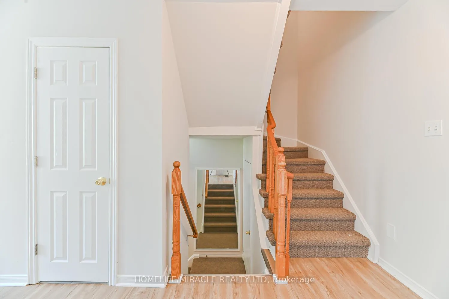 Photo 8 of 52 McGonigal Lane, Ajax, Central — HOMEH