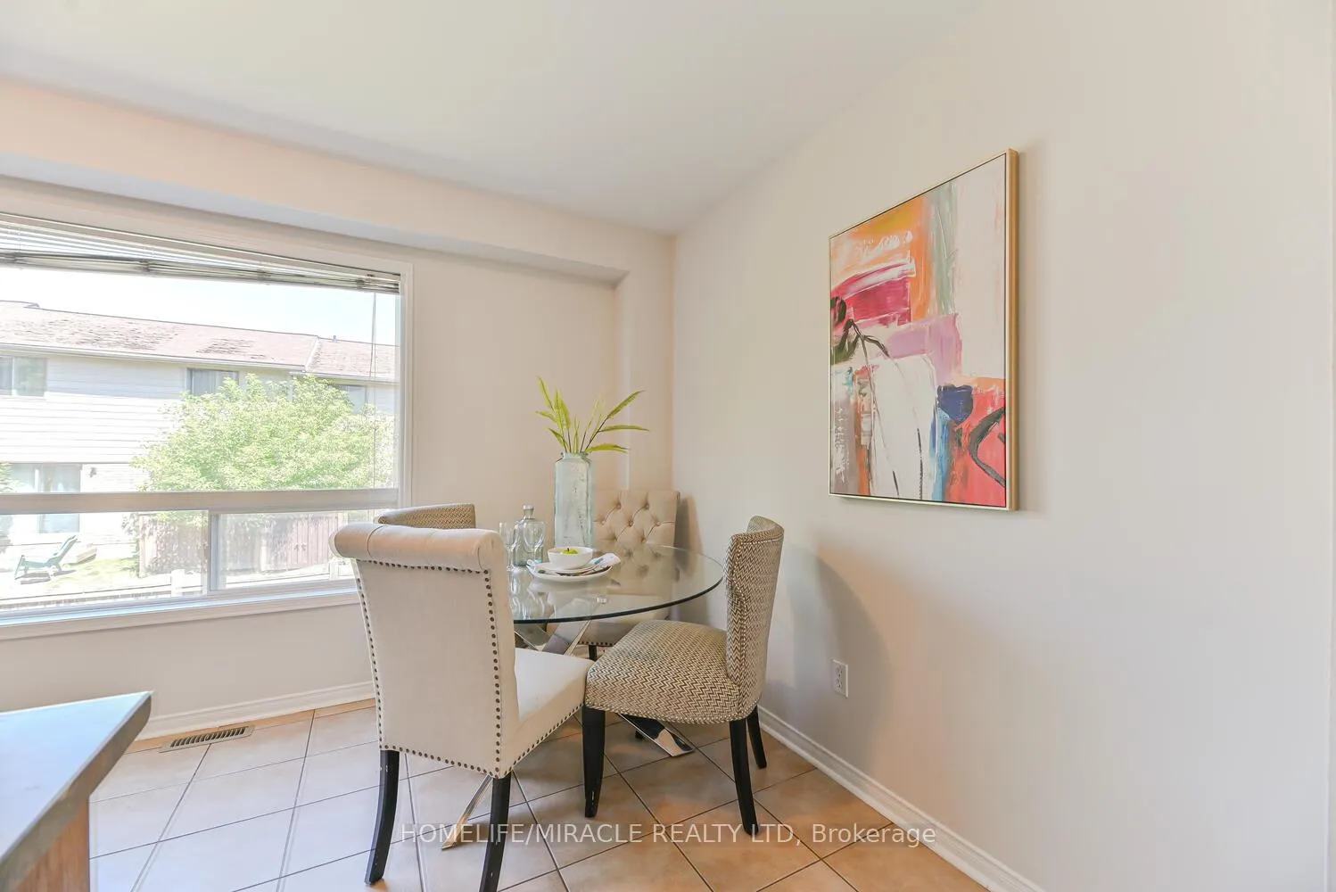 Photo 20 of 52 McGonigal Lane, Ajax, Central — HOMEH