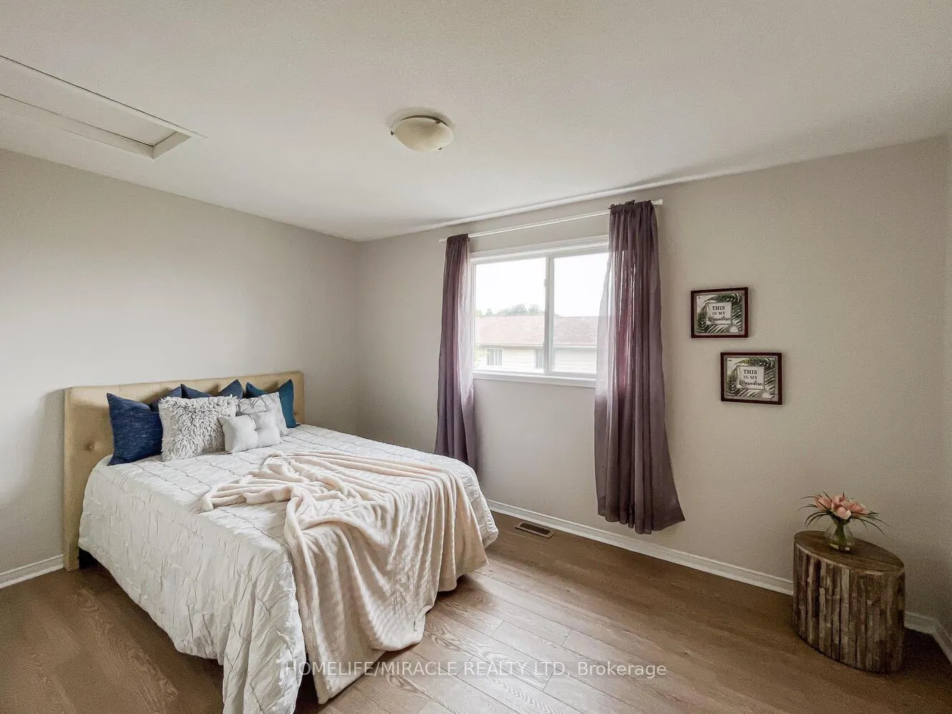 Photo 29 of 52 McGonigal Lane, Ajax, Central — HOMEH