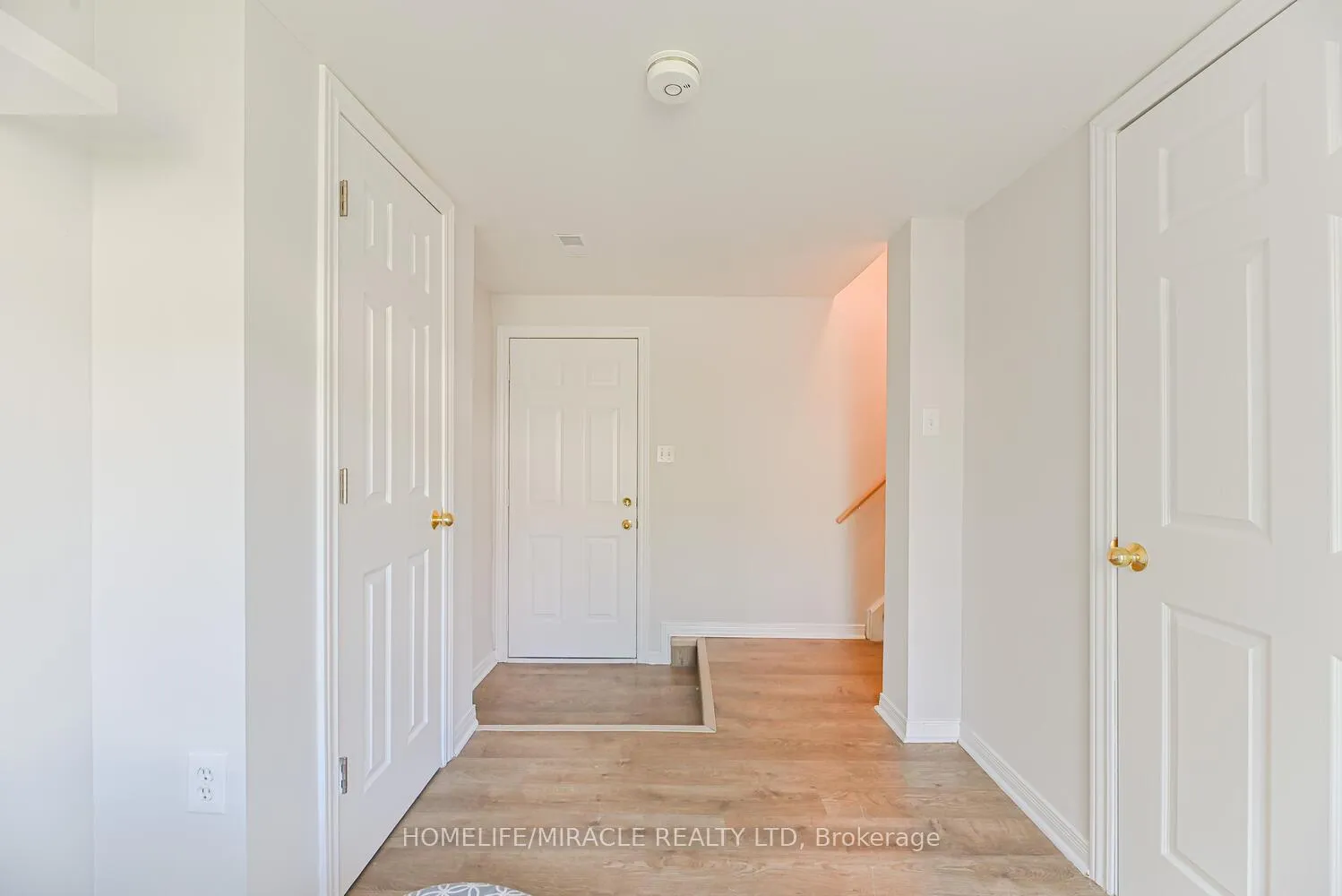 Photo 33 of 52 McGonigal Lane, Ajax, Central — HOMEH