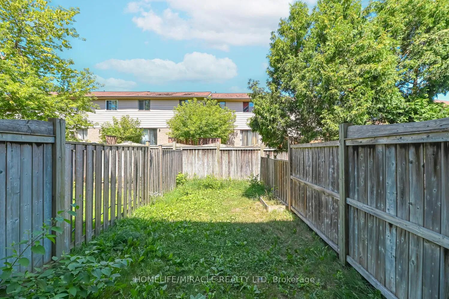Photo 38 of 52 McGonigal Lane, Ajax, Central — HOMEH