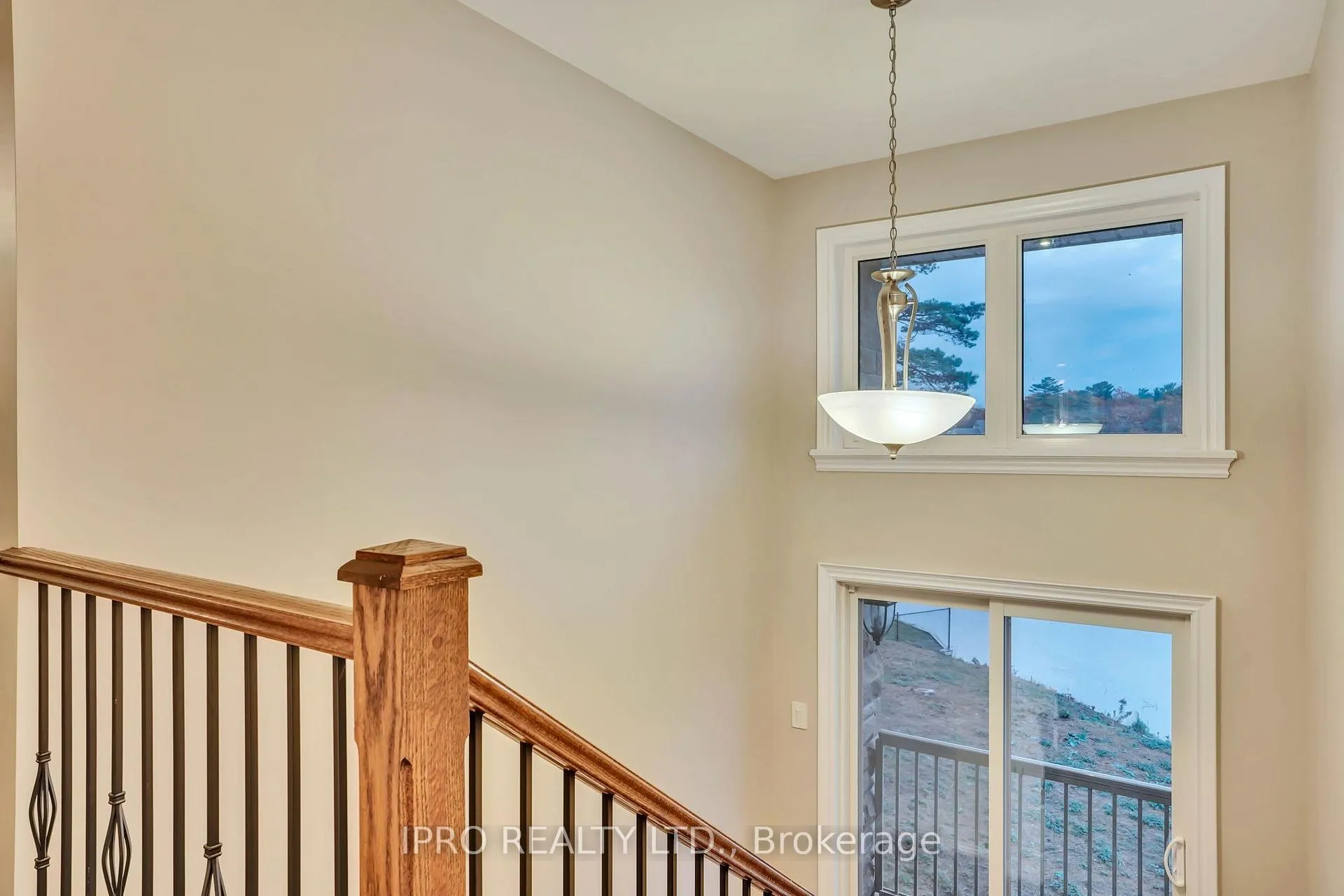 Photo 21 of 22 10th Street S, Wasaga Beach — HOMEH