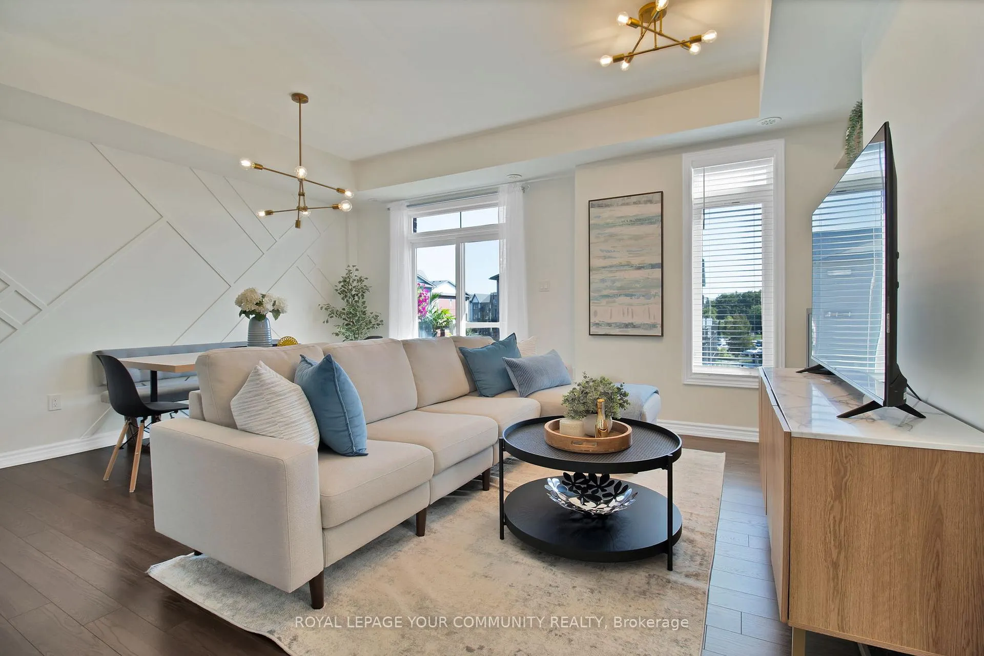Photo 5 of 2574 William Jackson Drive, Pickering, Duffin Heights — HOMEH