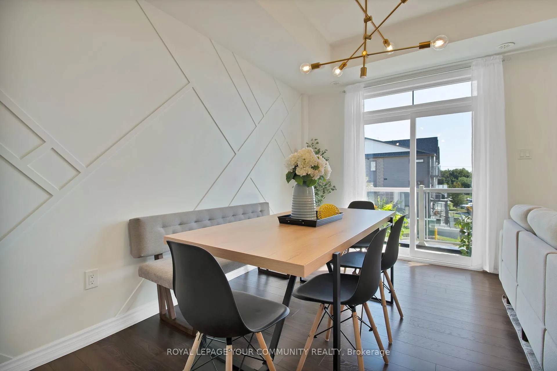 Photo 9 of 2574 William Jackson Drive, Pickering, Duffin Heights — HOMEH