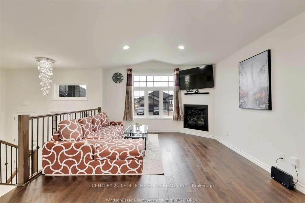 Photo 4 of Unit Main, 1113 Icewater Avenue, Windsor — HOMEH