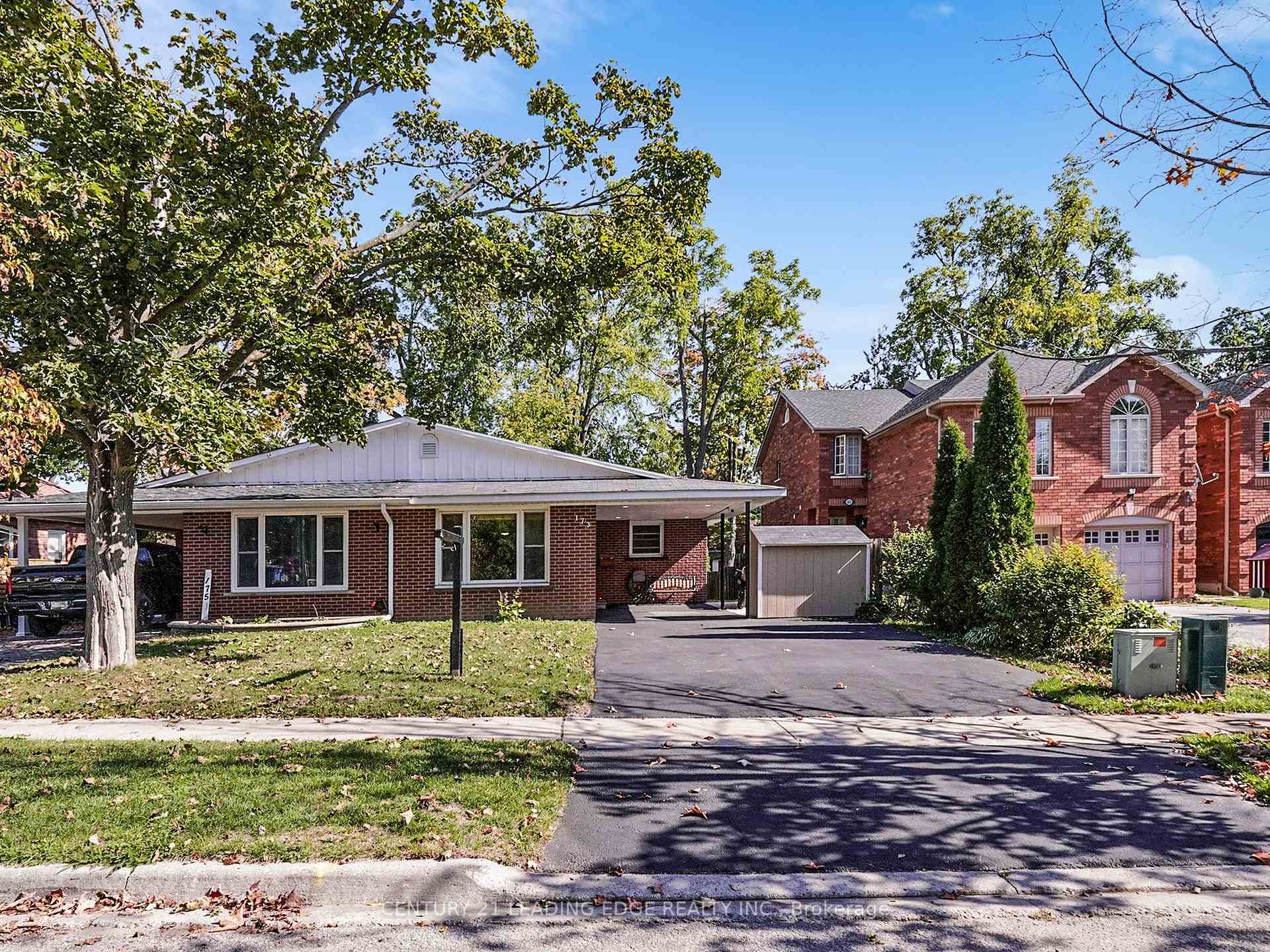 Photo 3 of 173 Owen Street, Barrie, Wellington — HOMEH