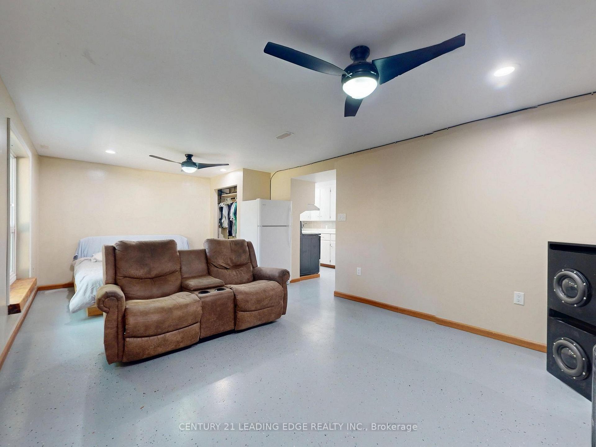 Photo 35 of 173 Owen Street, Barrie, Wellington — HOMEH