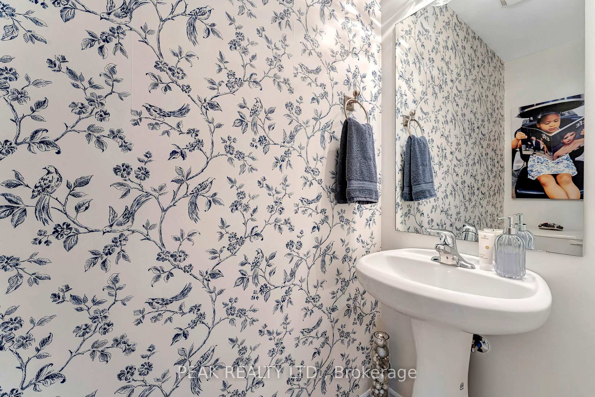 Photo 7 of Unit 33, 80 Willow Street, Brant, Paris — HOMEH