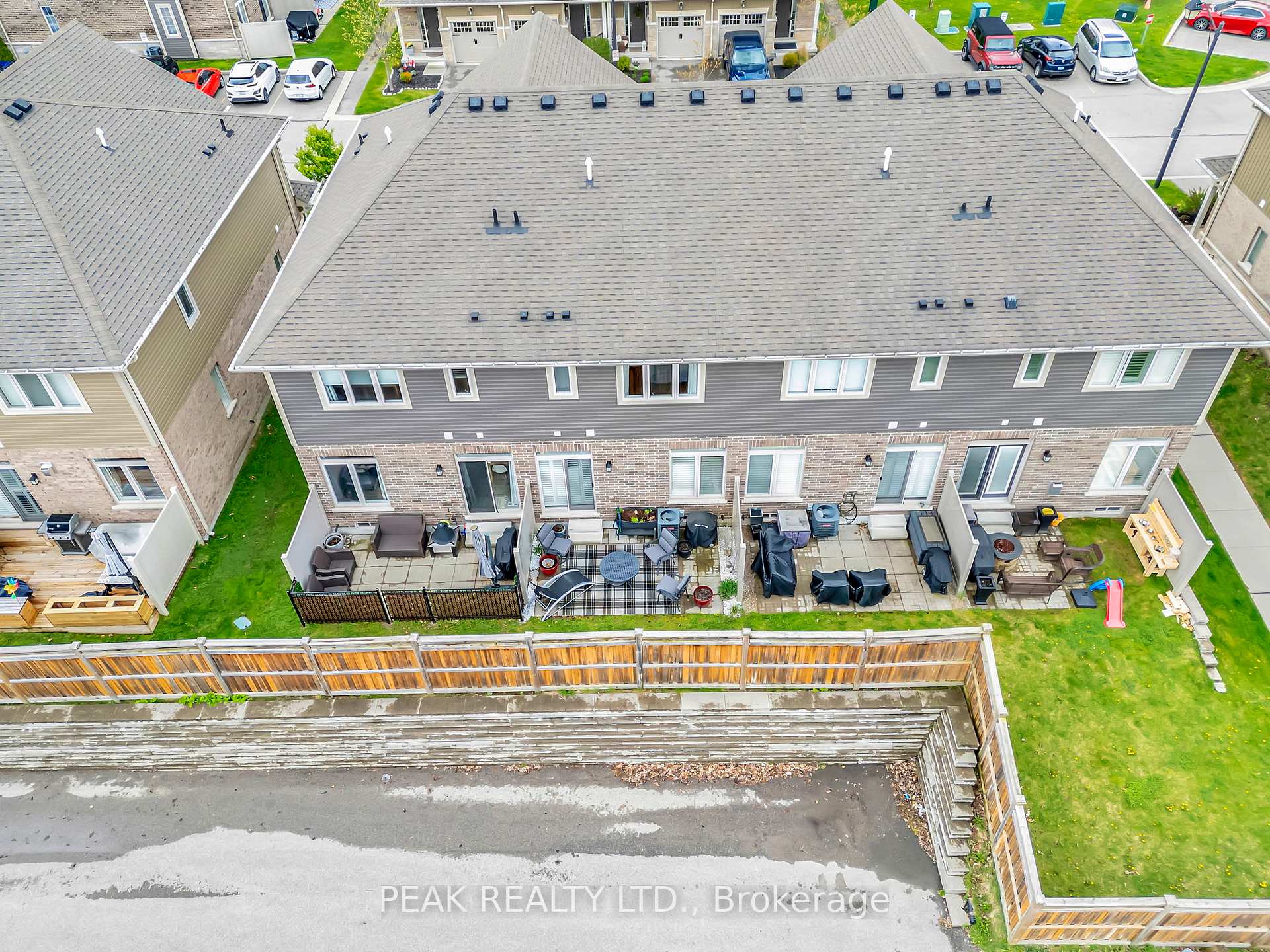 Photo 32 of Unit 33, 80 Willow Street, Brant, Paris — HOMEH