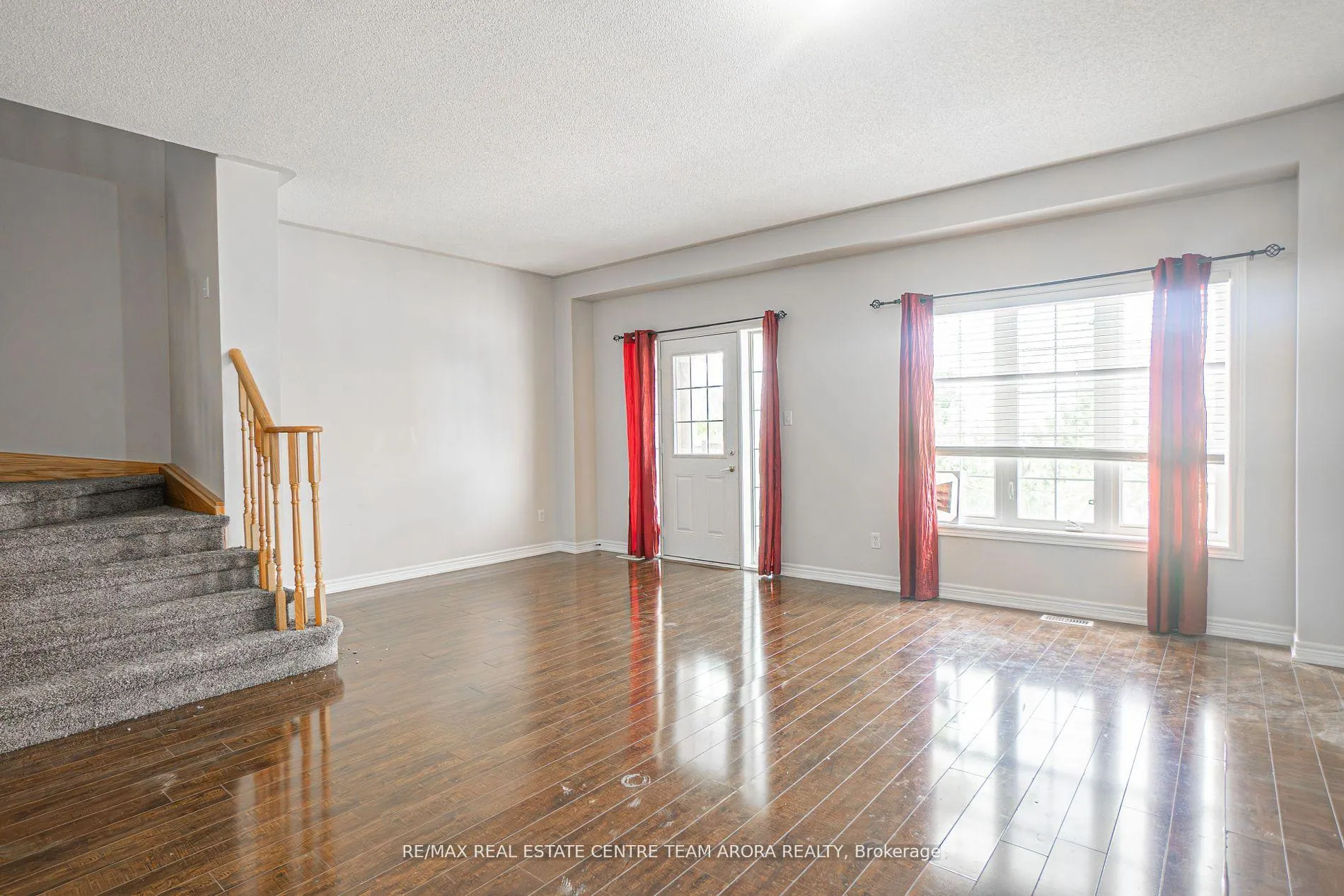 Photo 23 of 7 Freeland Hollow, Brampton, Bram West — HOMEH