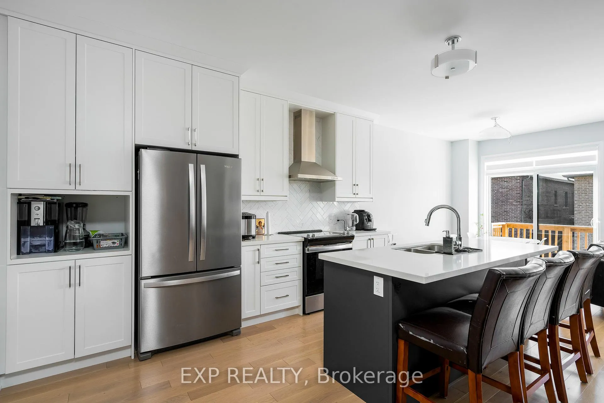 Photo 3 of 34 Periwinkle Road, Springwater, Midhurst — HOMEH