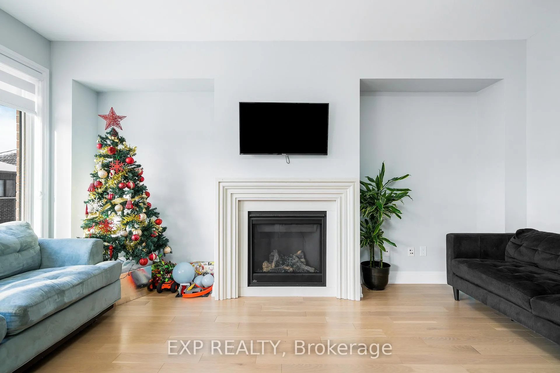Photo 5 of 34 Periwinkle Road, Springwater, Midhurst — HOMEH