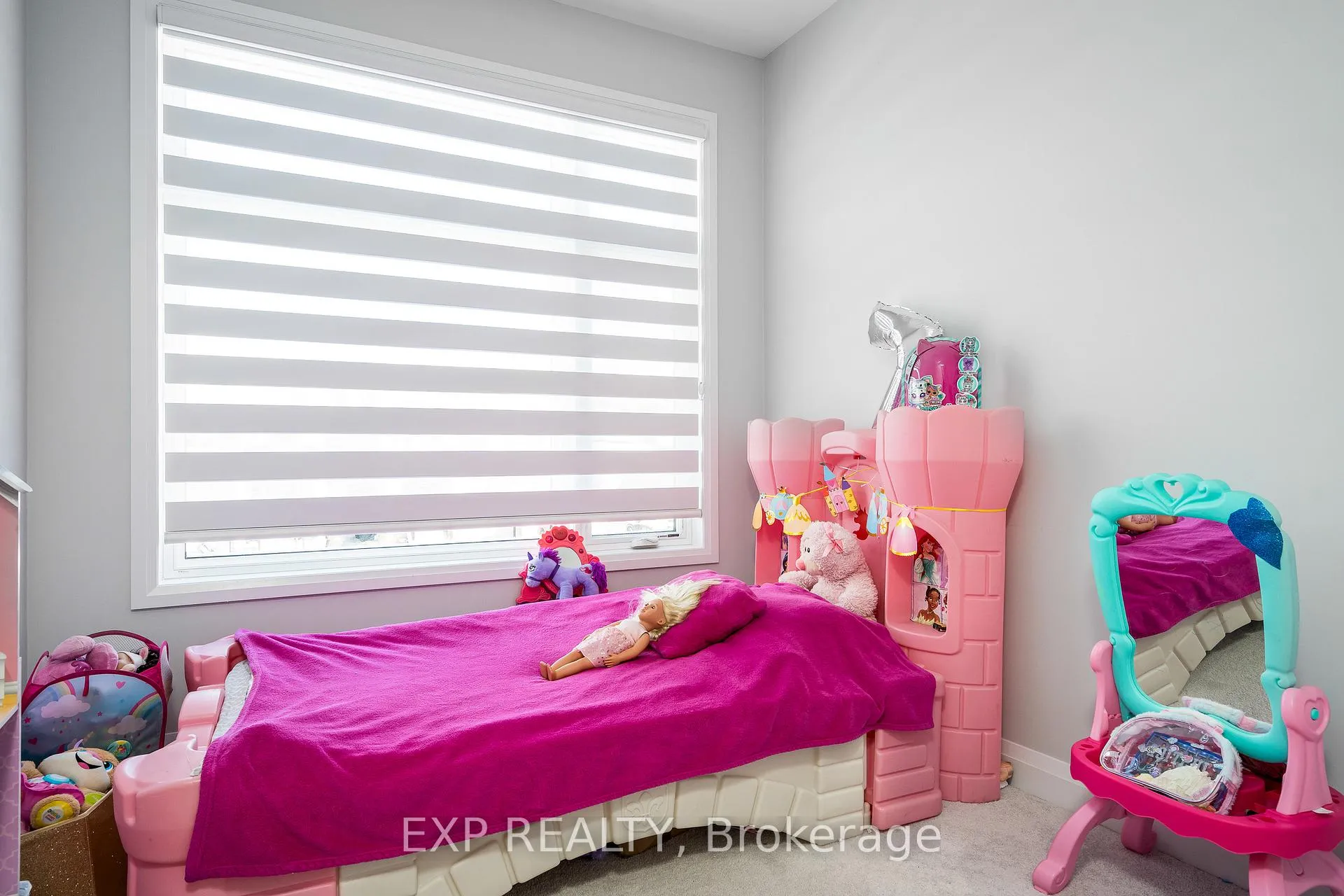 Photo 19 of 34 Periwinkle Road, Springwater, Midhurst — HOMEH