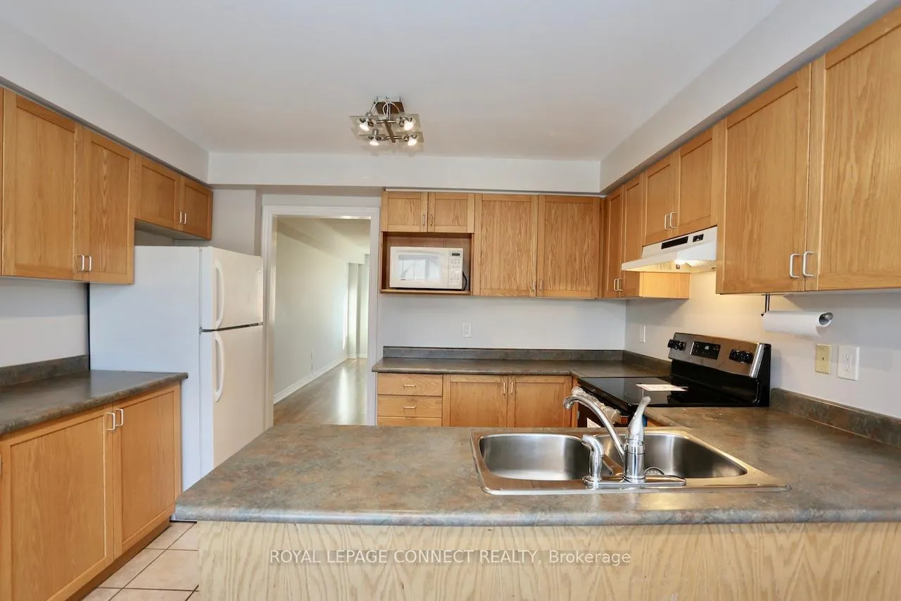 Photo 4 of 2761 Bur Oak Avenue, Markham, Cornell — HOMEH