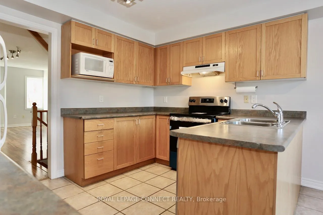 Photo 5 of 2761 Bur Oak Avenue, Markham, Cornell — HOMEH