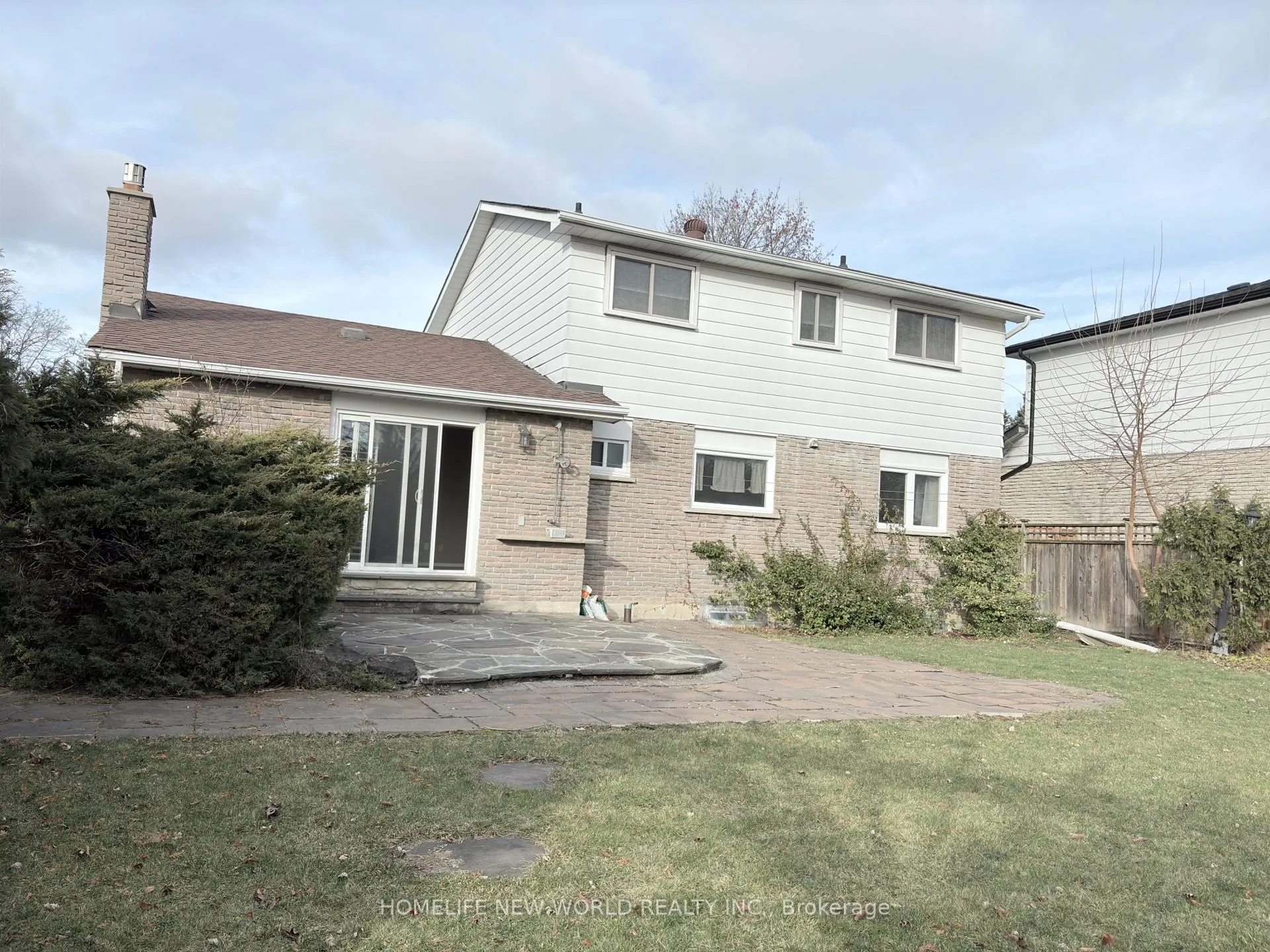 Photo 25 of 35 Shieldmark Crescent, Markham, Royal Orchard — HOMEH
