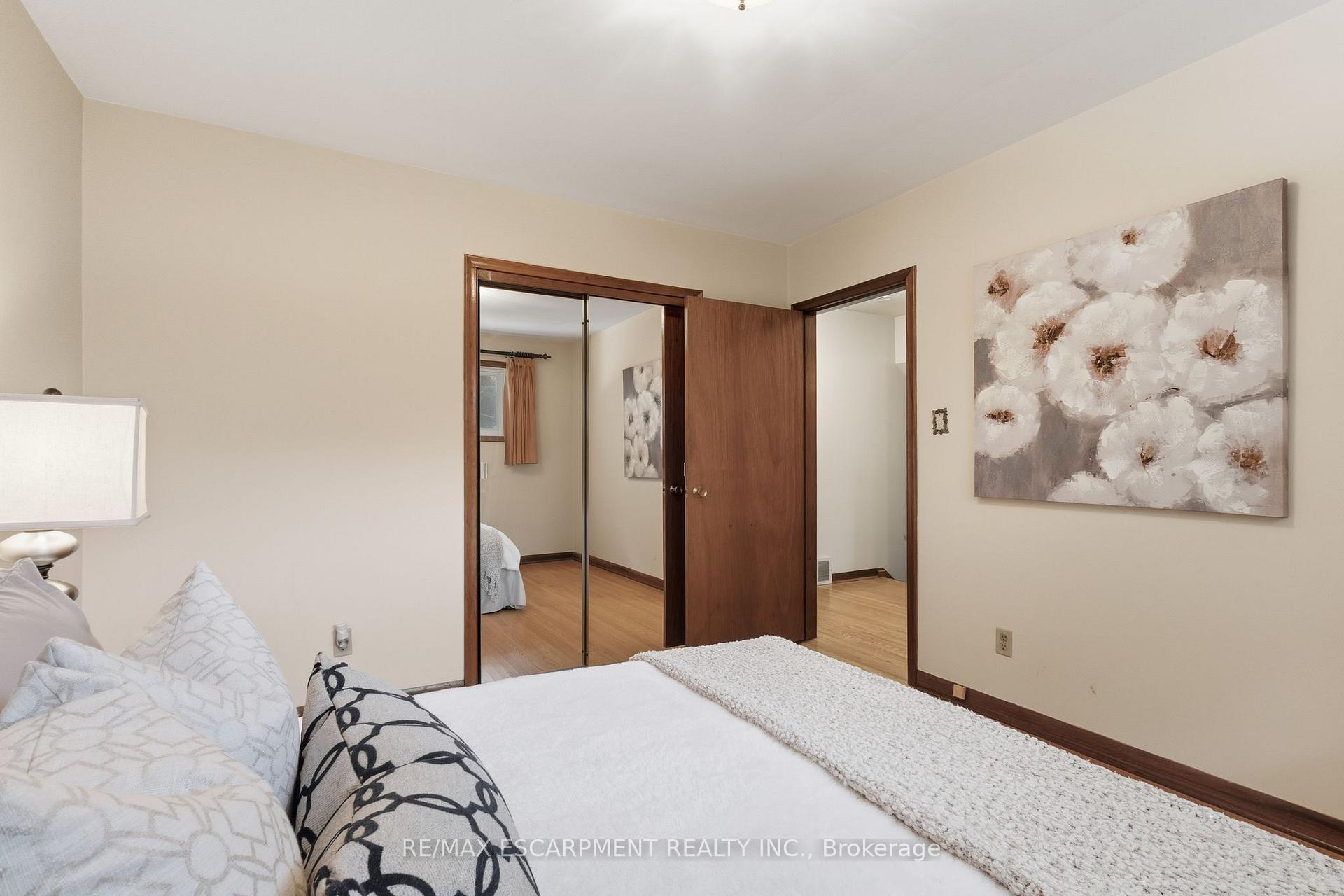 Photo 21 of 241 Tottenham Road, Burlington, Appleby — HOMEH
