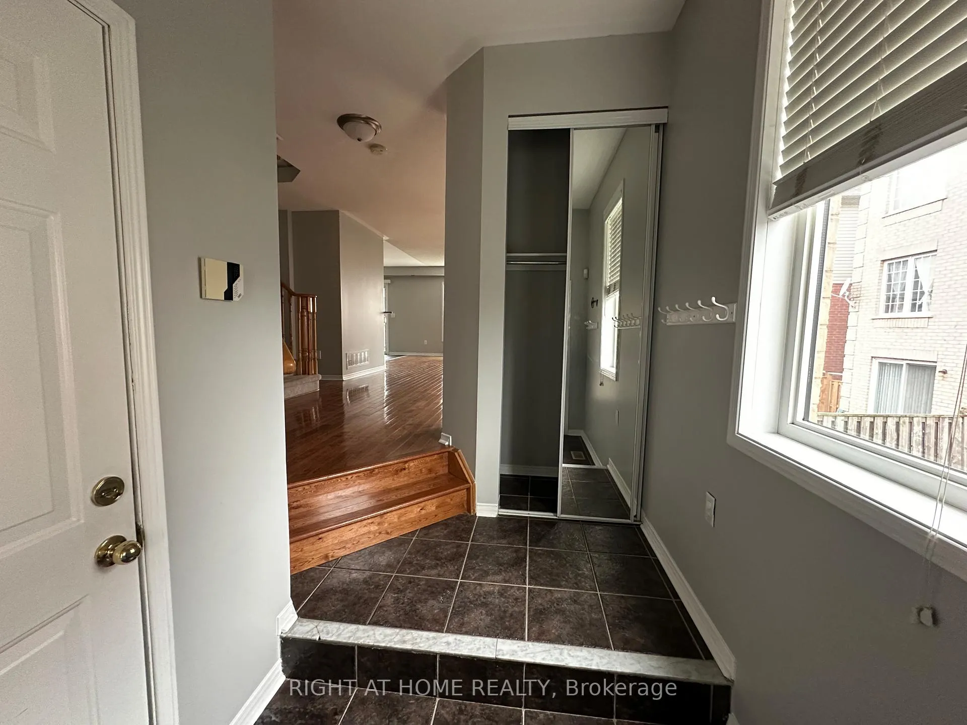 Photo 2 of 103 Millcliff Circle, Aurora, Aurora Grove — HOMEH