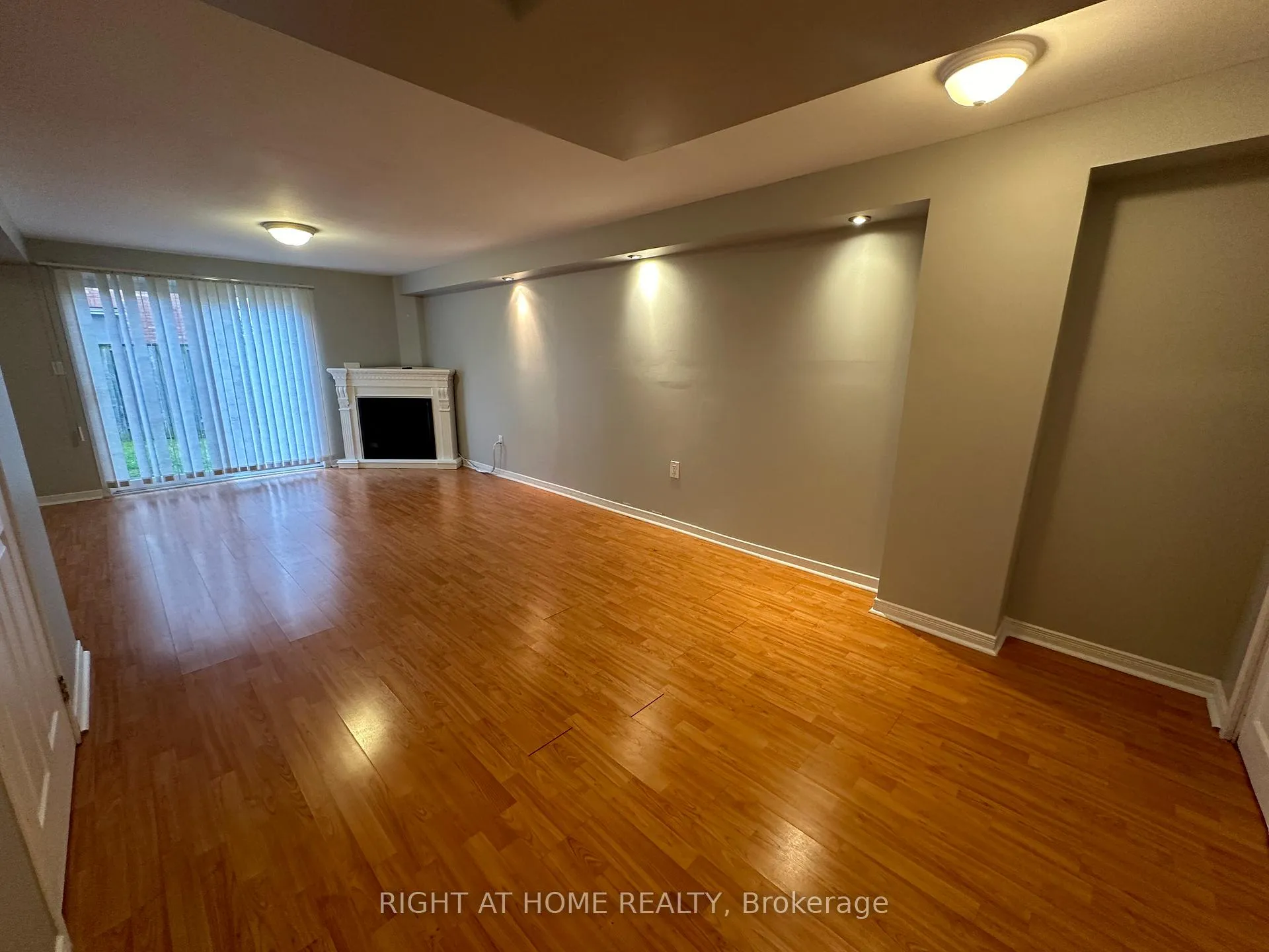Photo 20 of 103 Millcliff Circle, Aurora, Aurora Grove — HOMEH