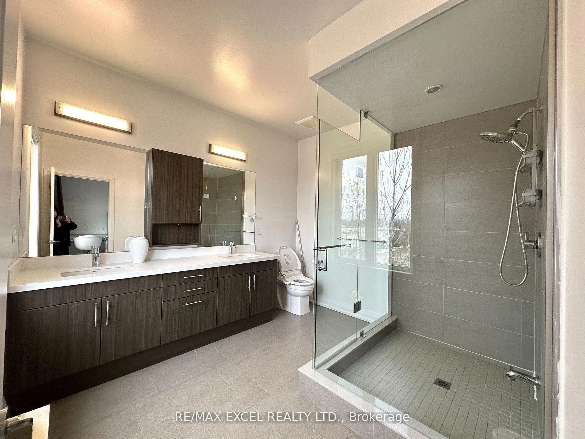 Photo 8 of 7 Caseley Way, Markham, Unionville — HOMEH