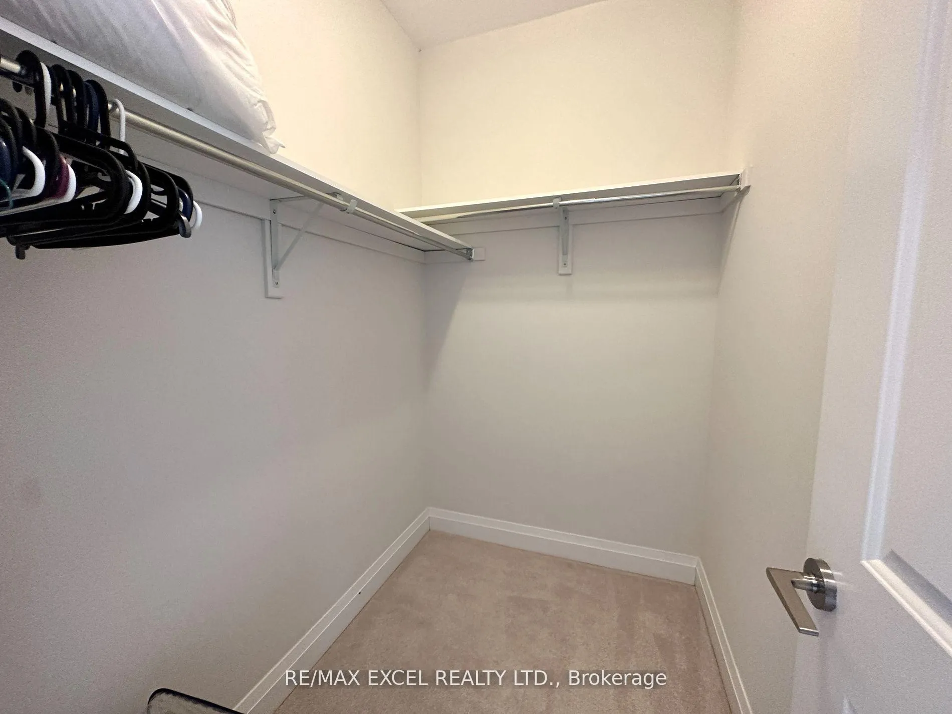 Photo 14 of 7 Caseley Way, Markham, Unionville — HOMEH