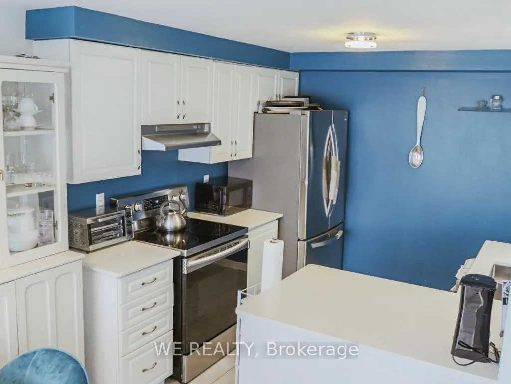 Photo 7 of 500 Highbrook Court, Kitchener — HOMEH