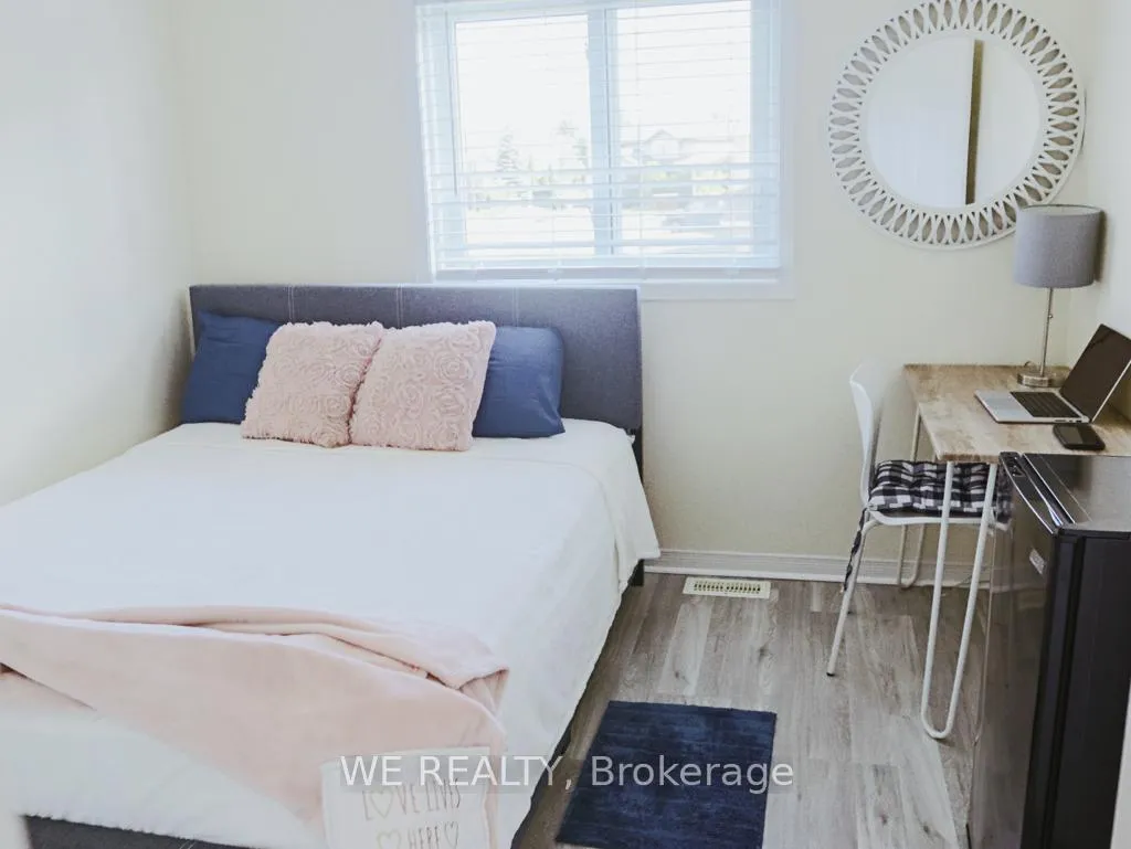 Photo 13 of 500 Highbrook Court, Kitchener — HOMEH