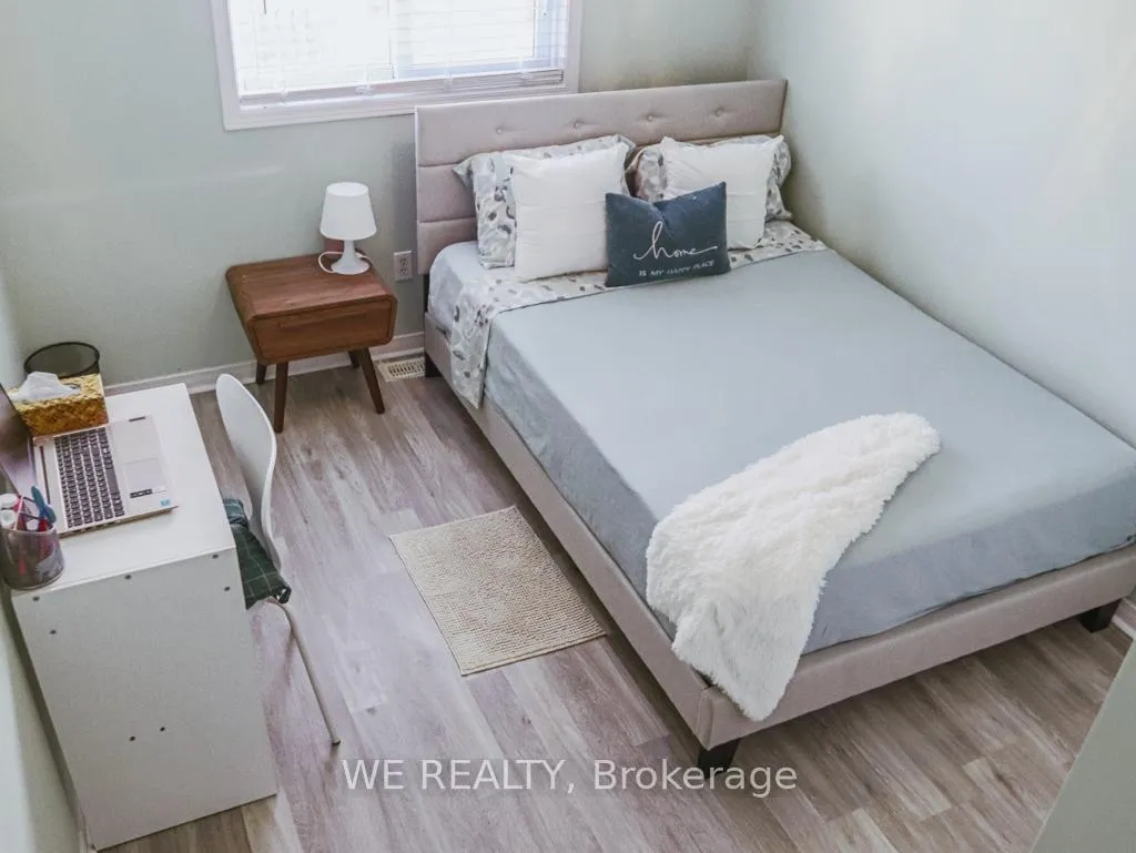 Photo 15 of 500 Highbrook Court, Kitchener — HOMEH