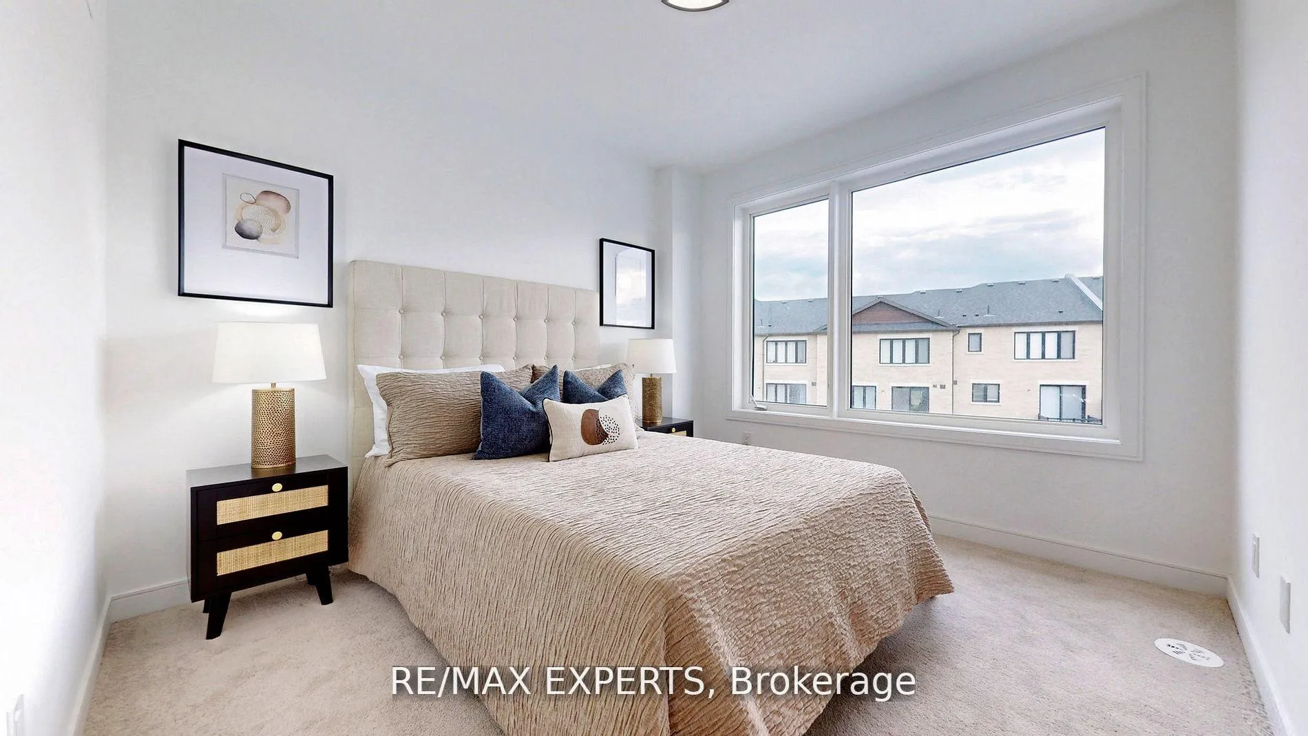 Photo 16 of 22 Spry Lane, Barrie, Innis-Shore — HOMEH