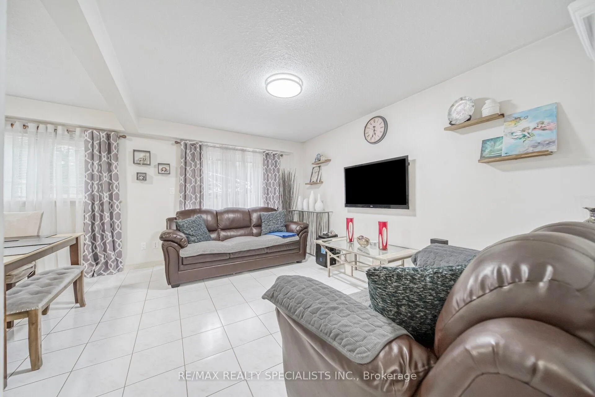 Photo 6 of 1 Craigleigh Crescent, Brampton, Avondale — HOMEH