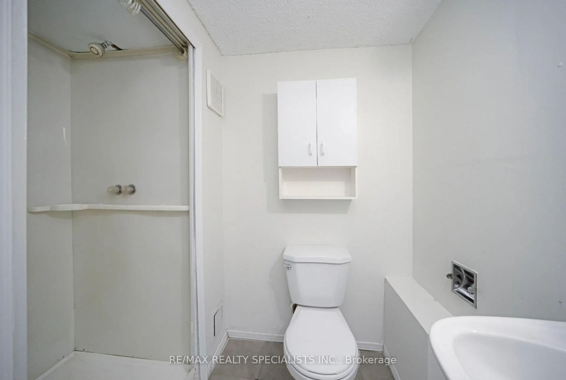 Photo 31 of 1 Craigleigh Crescent, Brampton, Avondale — HOMEH