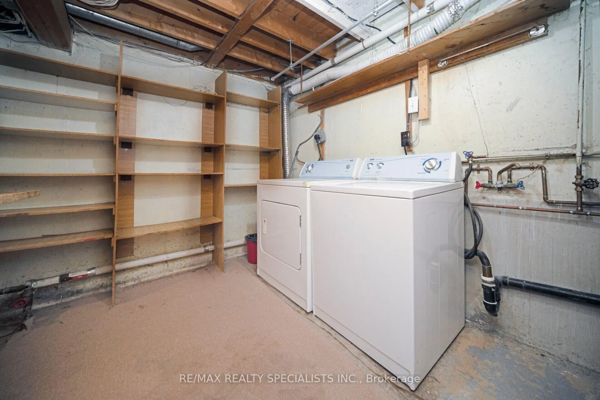 Photo 32 of 1 Craigleigh Crescent, Brampton, Avondale — HOMEH