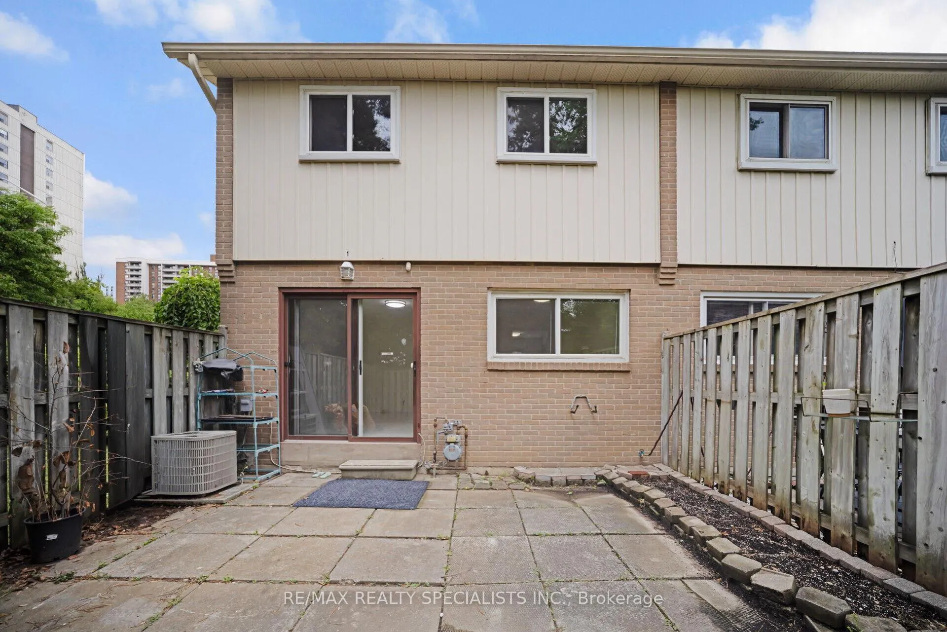 Photo 35 of 1 Craigleigh Crescent, Brampton, Avondale — HOMEH