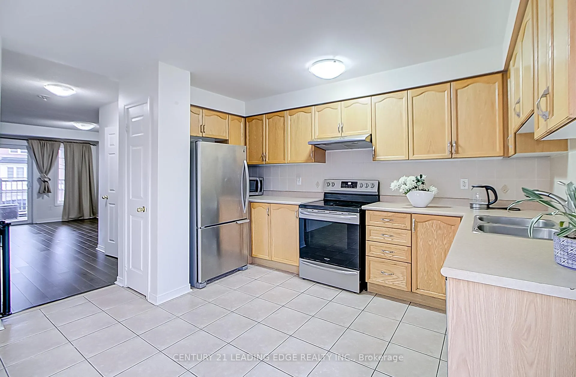 Photo 14 of Unit Upper, 116 Bayly Street W, Ajax, South West — HOMEH