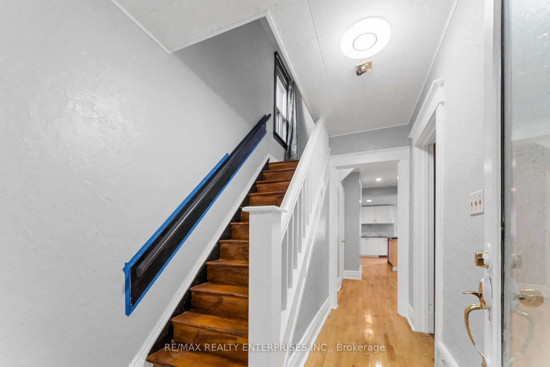 Photo 3 of Unit UPPER, 43 Gage Avenue, Hamilton, Stipley — HOMEH