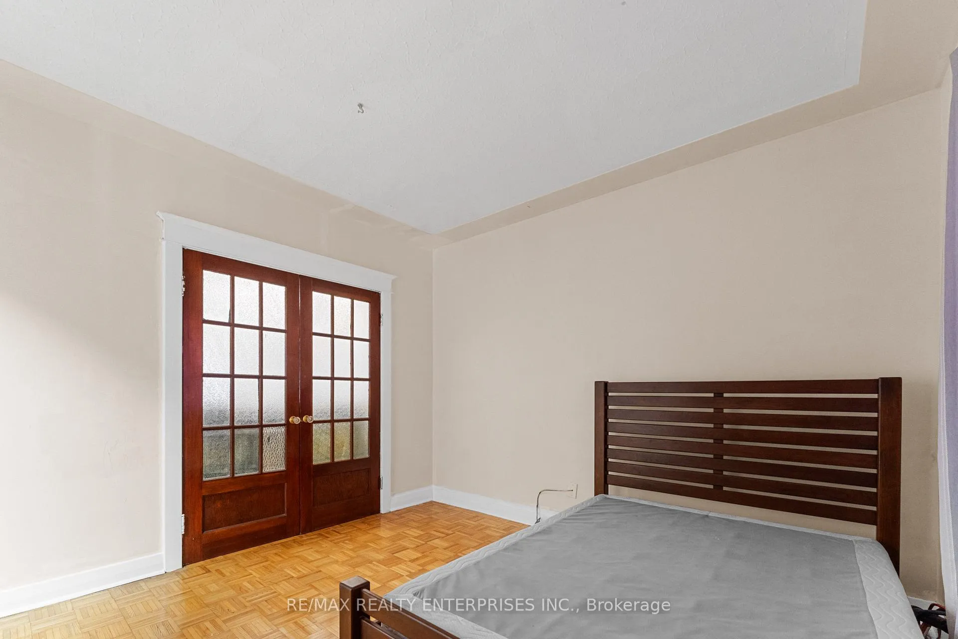 Photo 5 of Unit UPPER, 43 Gage Avenue, Hamilton, Stipley — HOMEH