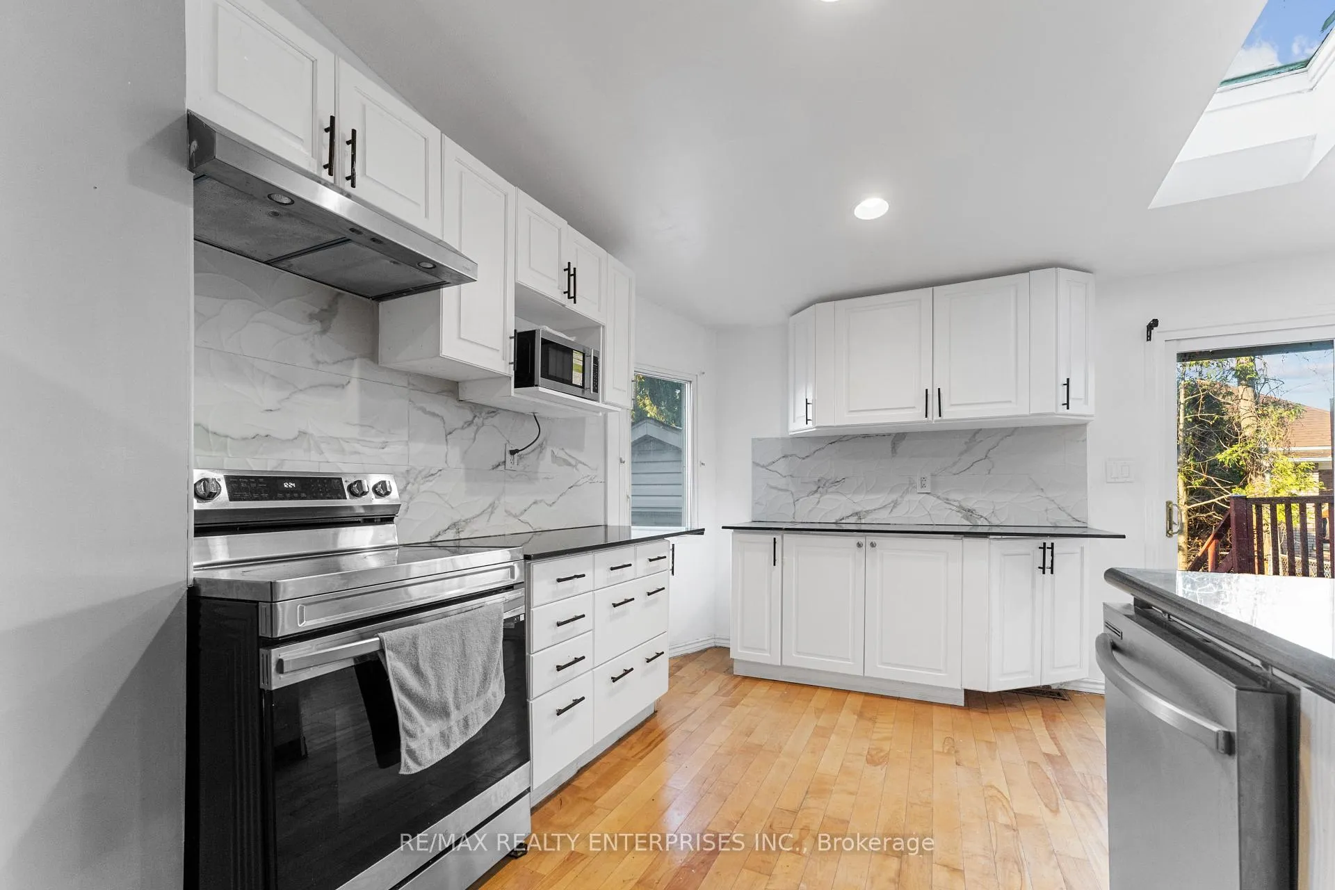 Photo 16 of Unit UPPER, 43 Gage Avenue, Hamilton, Stipley — HOMEH