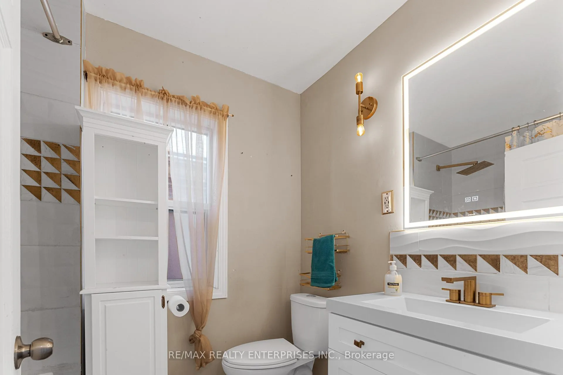 Photo 20 of Unit UPPER, 43 Gage Avenue, Hamilton, Stipley — HOMEH