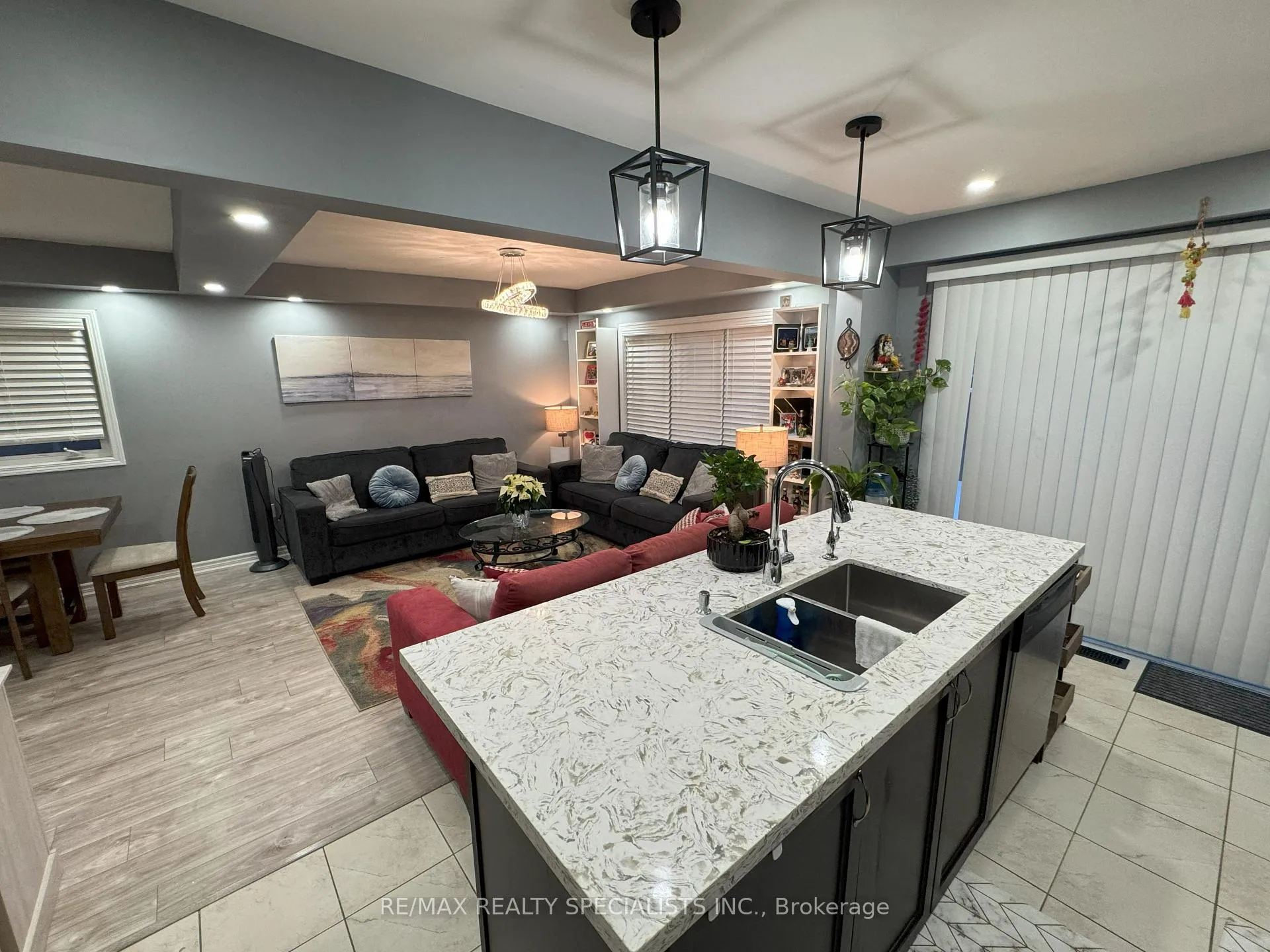 Photo 17 of 42 Arbourview Cres, Kitchener — HOMEH