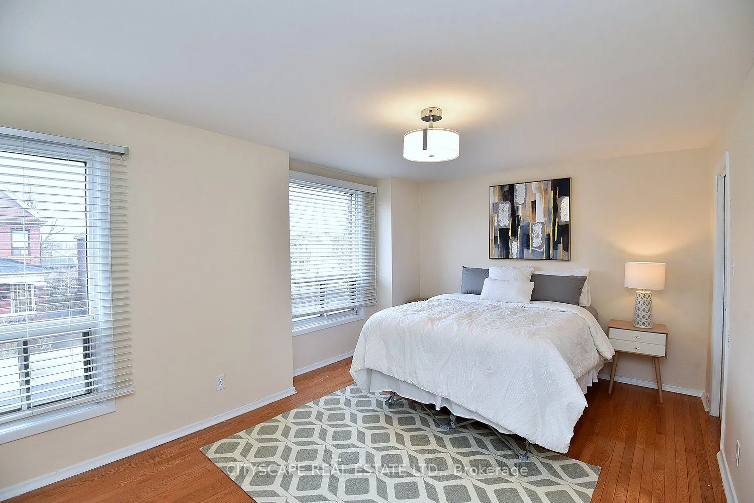 Photo 8 of 214 Sherman Avenue N, Hamilton, Gibson — HOMEH
