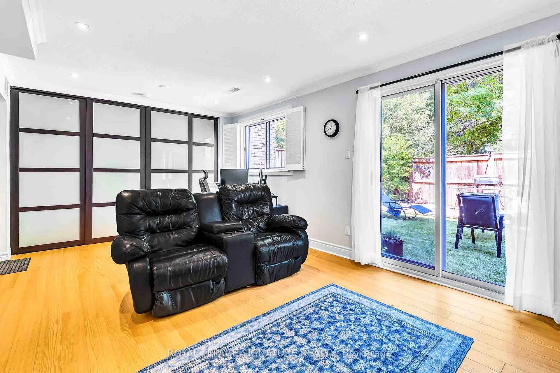 Photo 9 of 14 Poplar Crescent, Aurora, Aurora Highlands — HOMEH